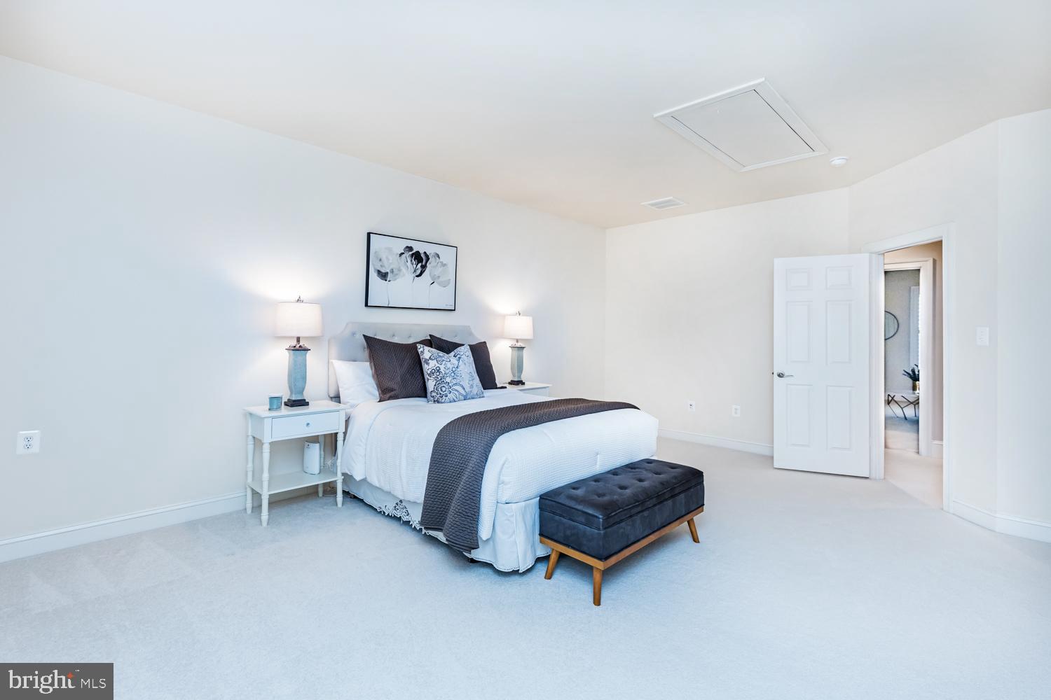 10121 Saddle Brook Farm Trl
