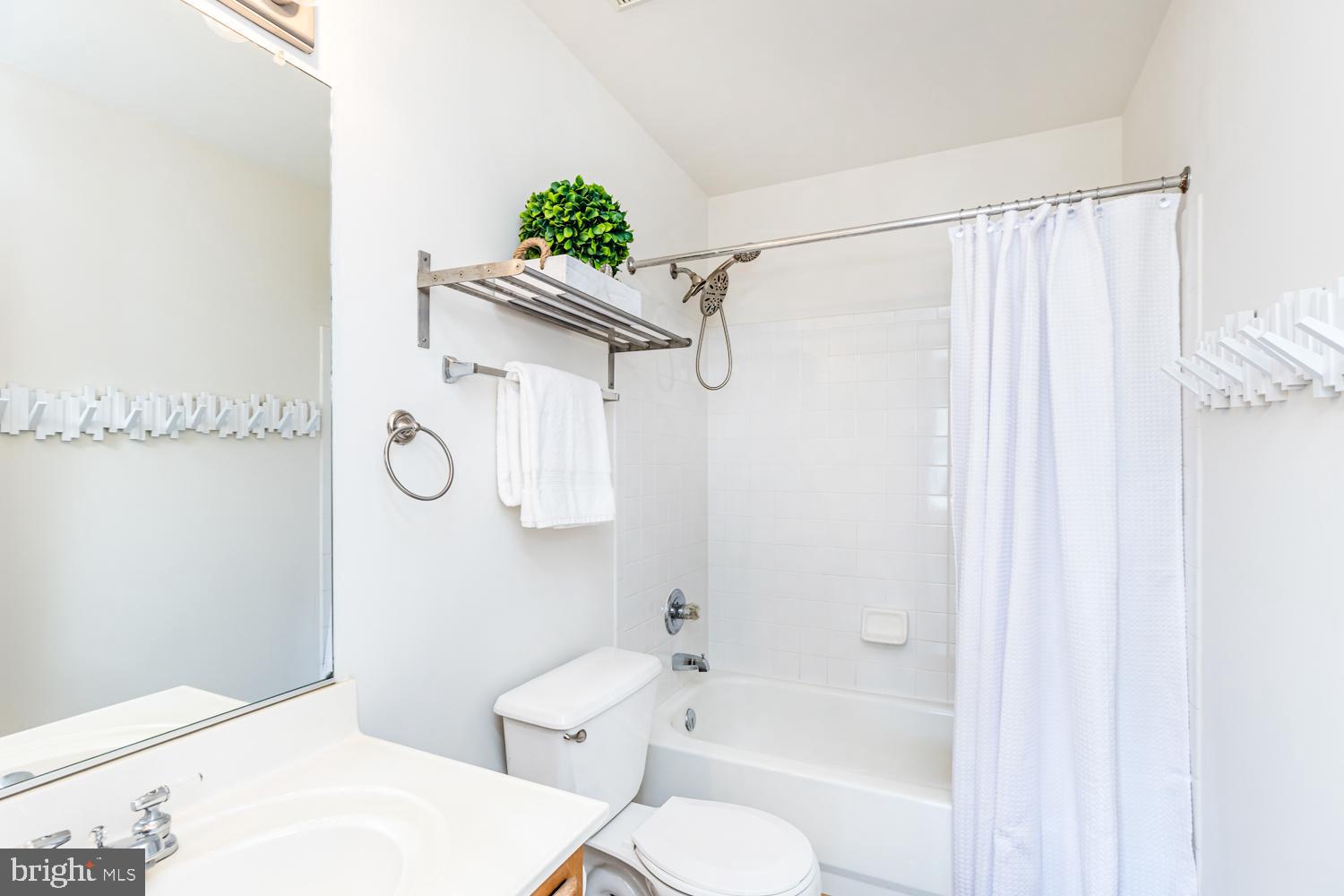 4938 LEE FARM COURT 95