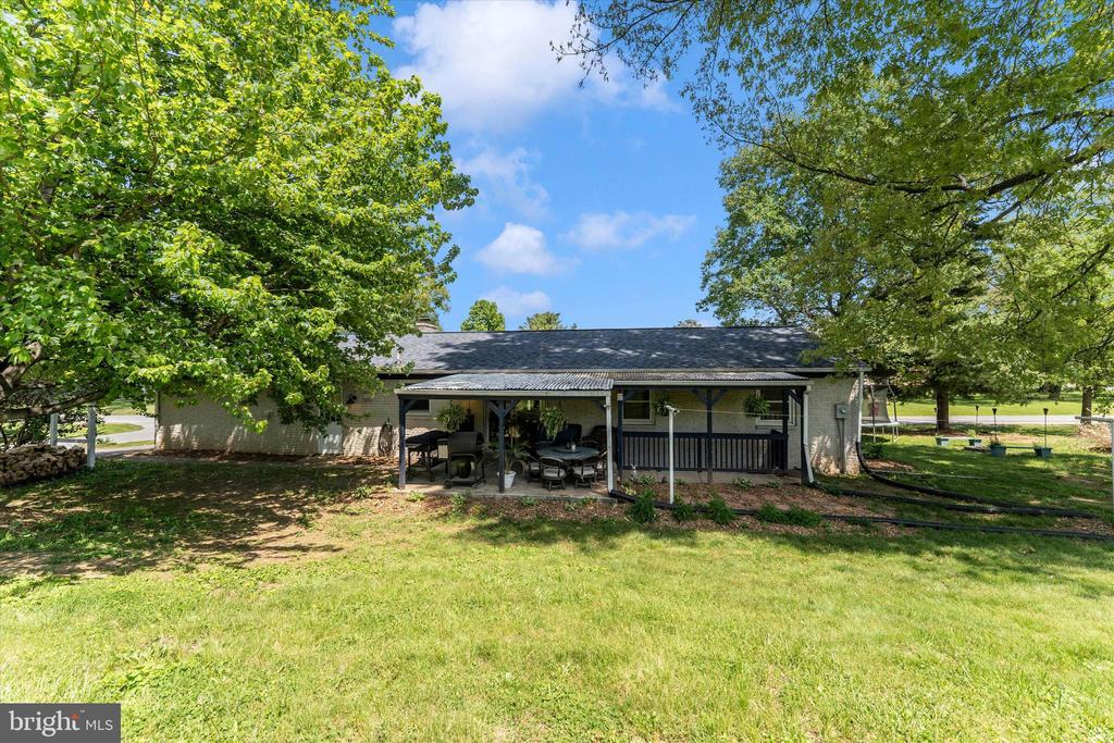 9708 FERNWOOD LANE