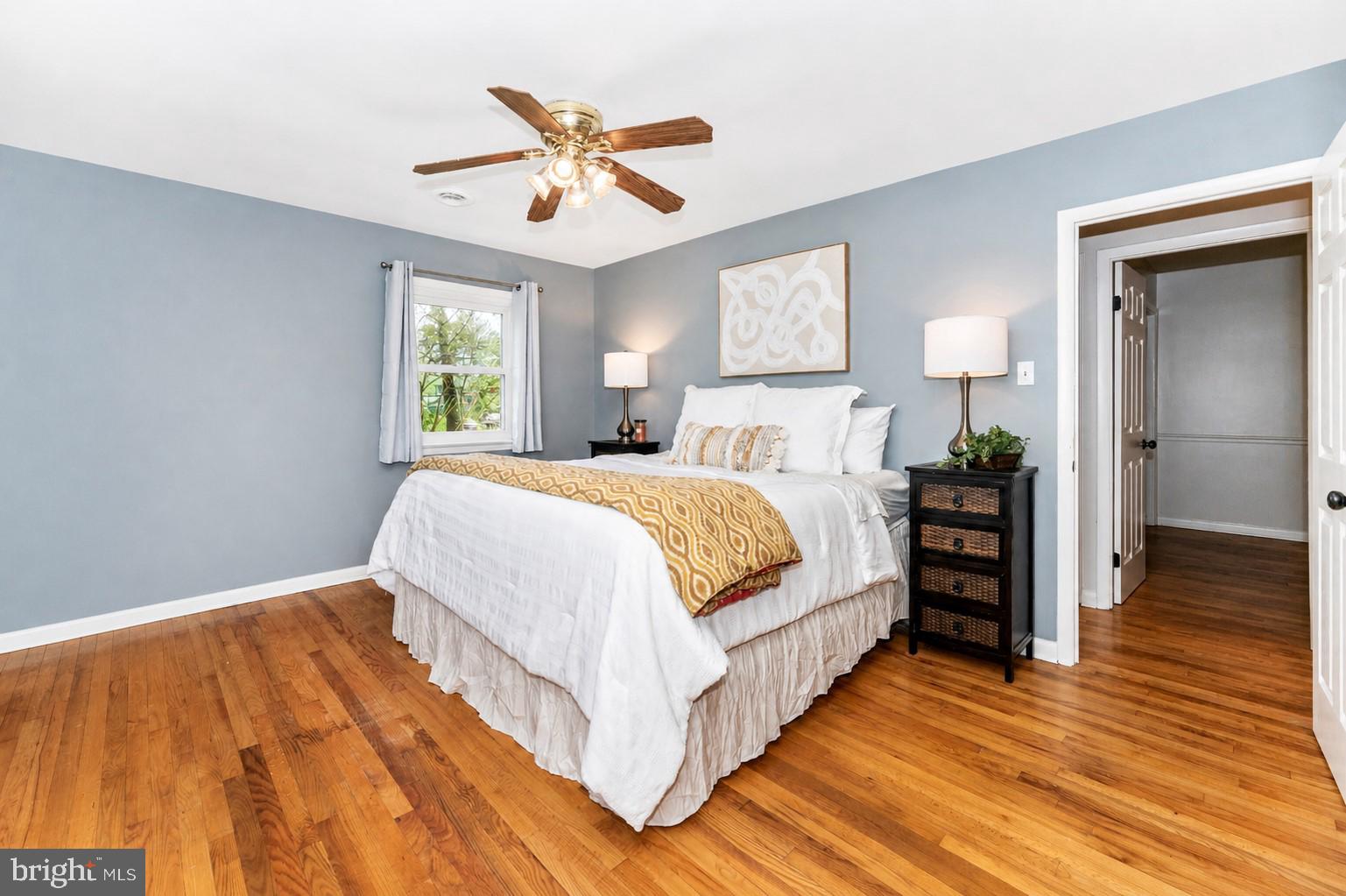 9708 FERNWOOD LANE