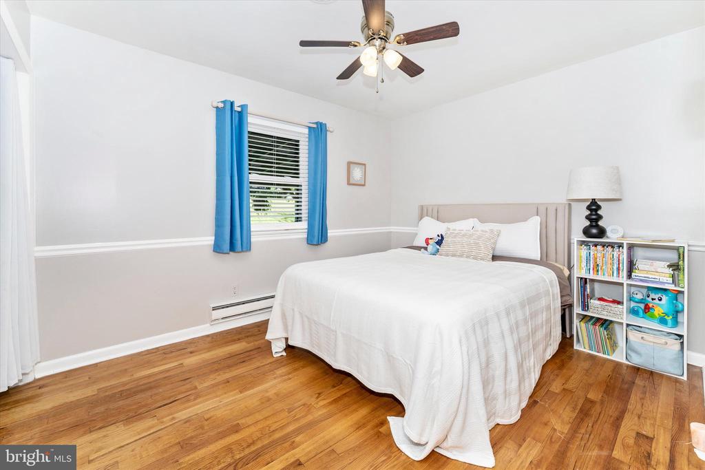 9708 FERNWOOD LANE