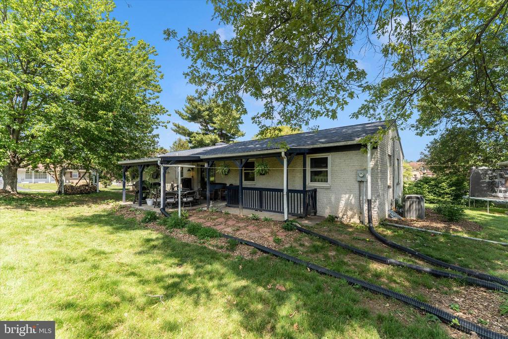 9708 FERNWOOD LANE