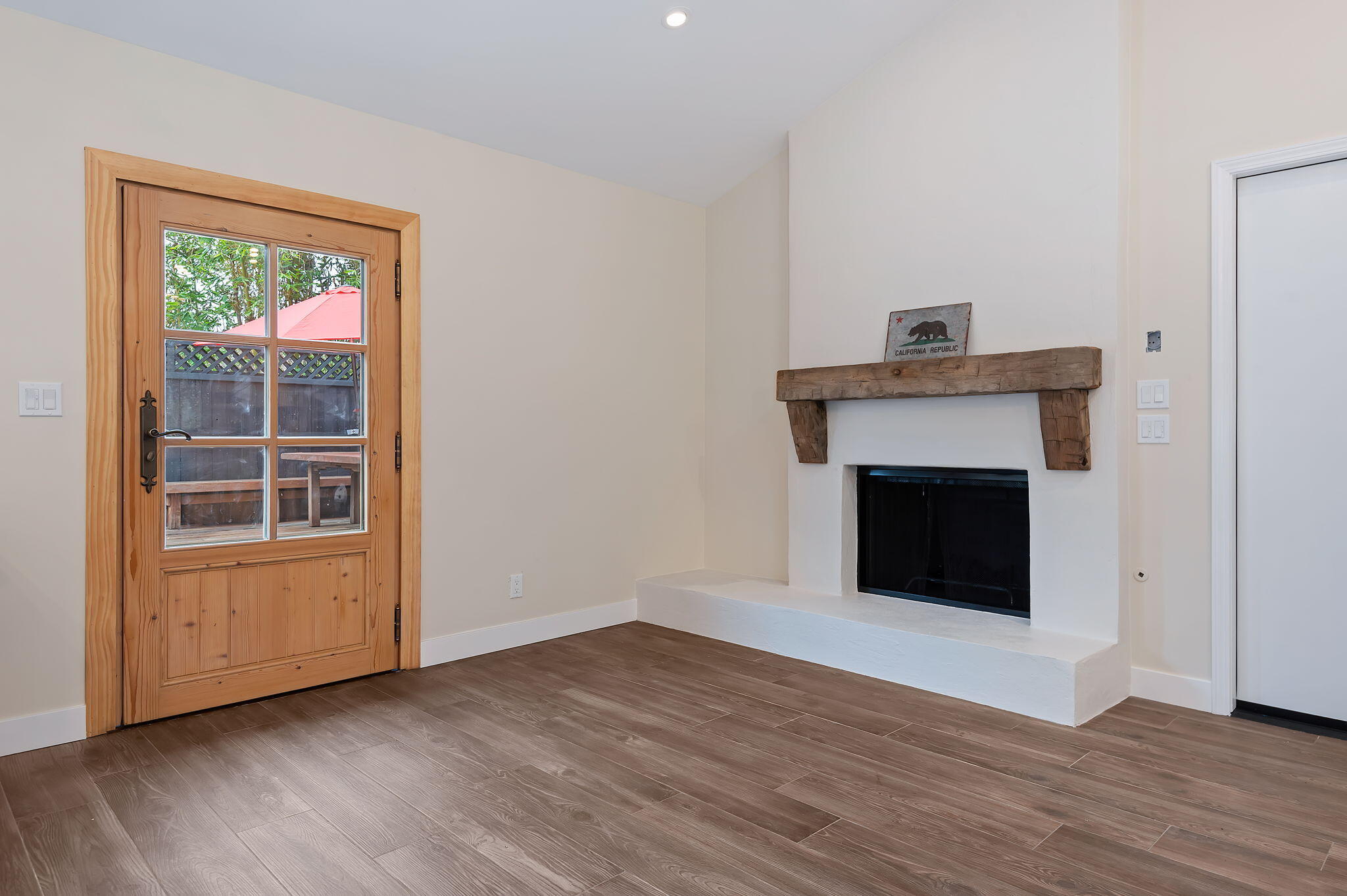 914 W Anapamu Street