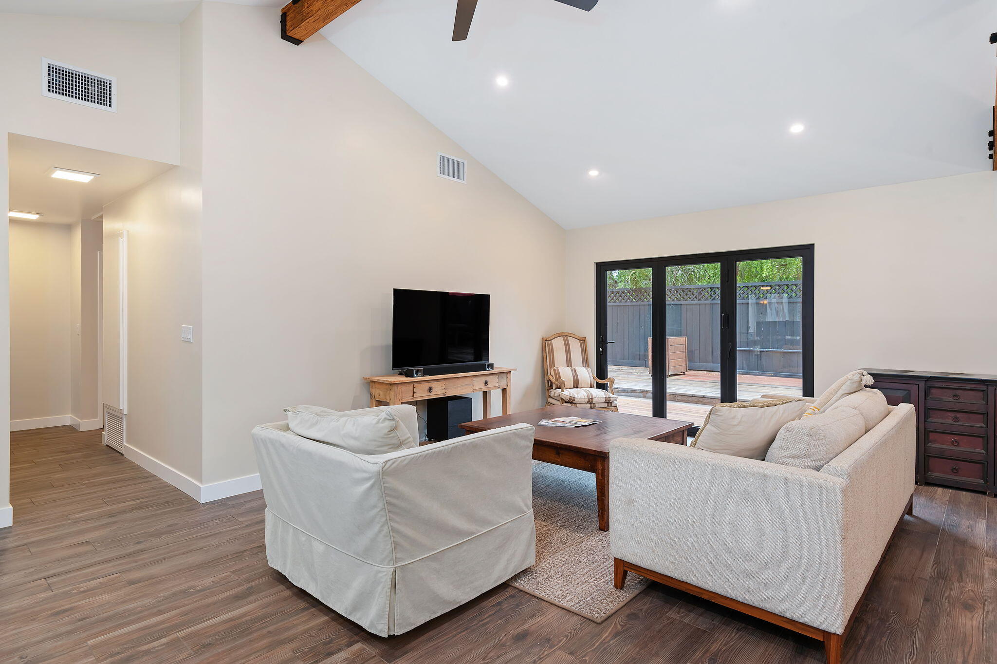 914 W Anapamu Street