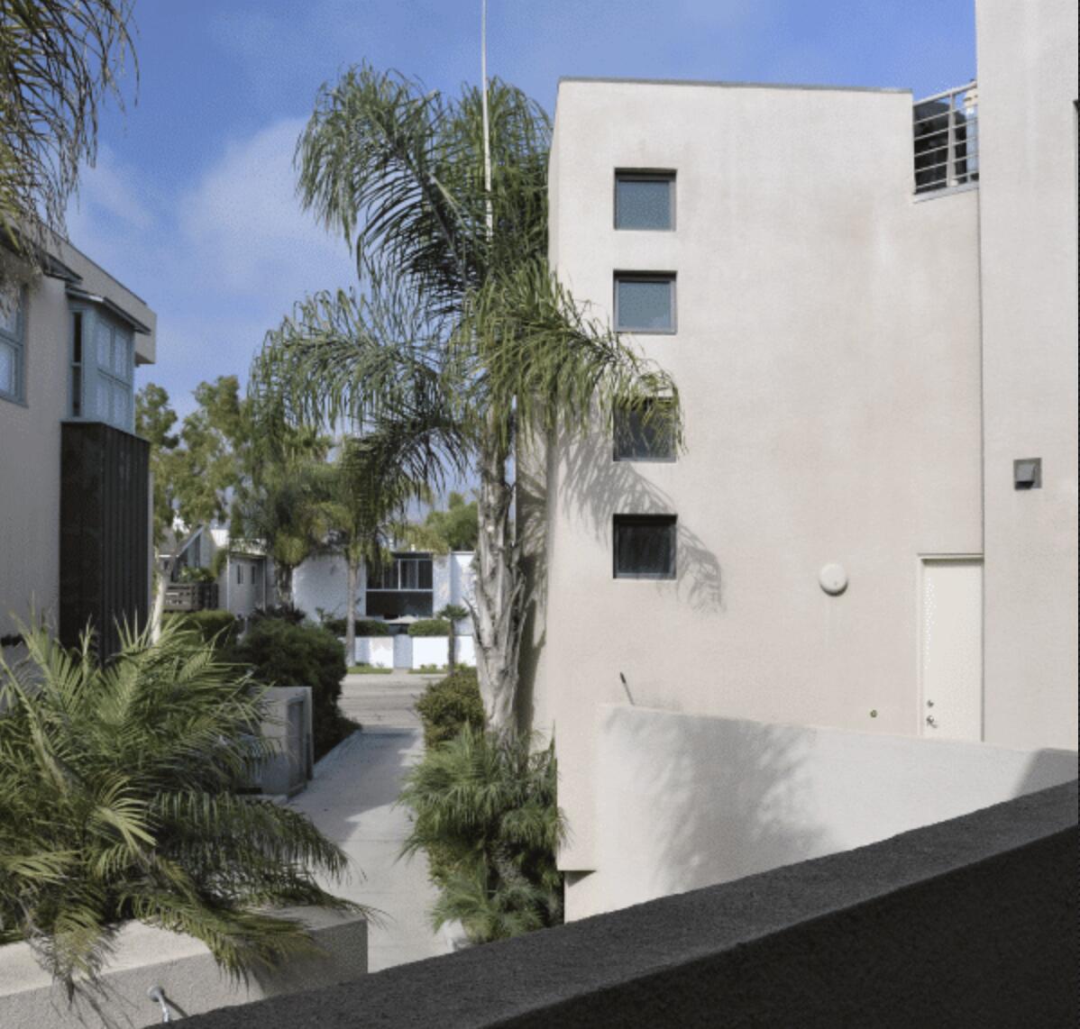 4885 Sandyland Road, 2