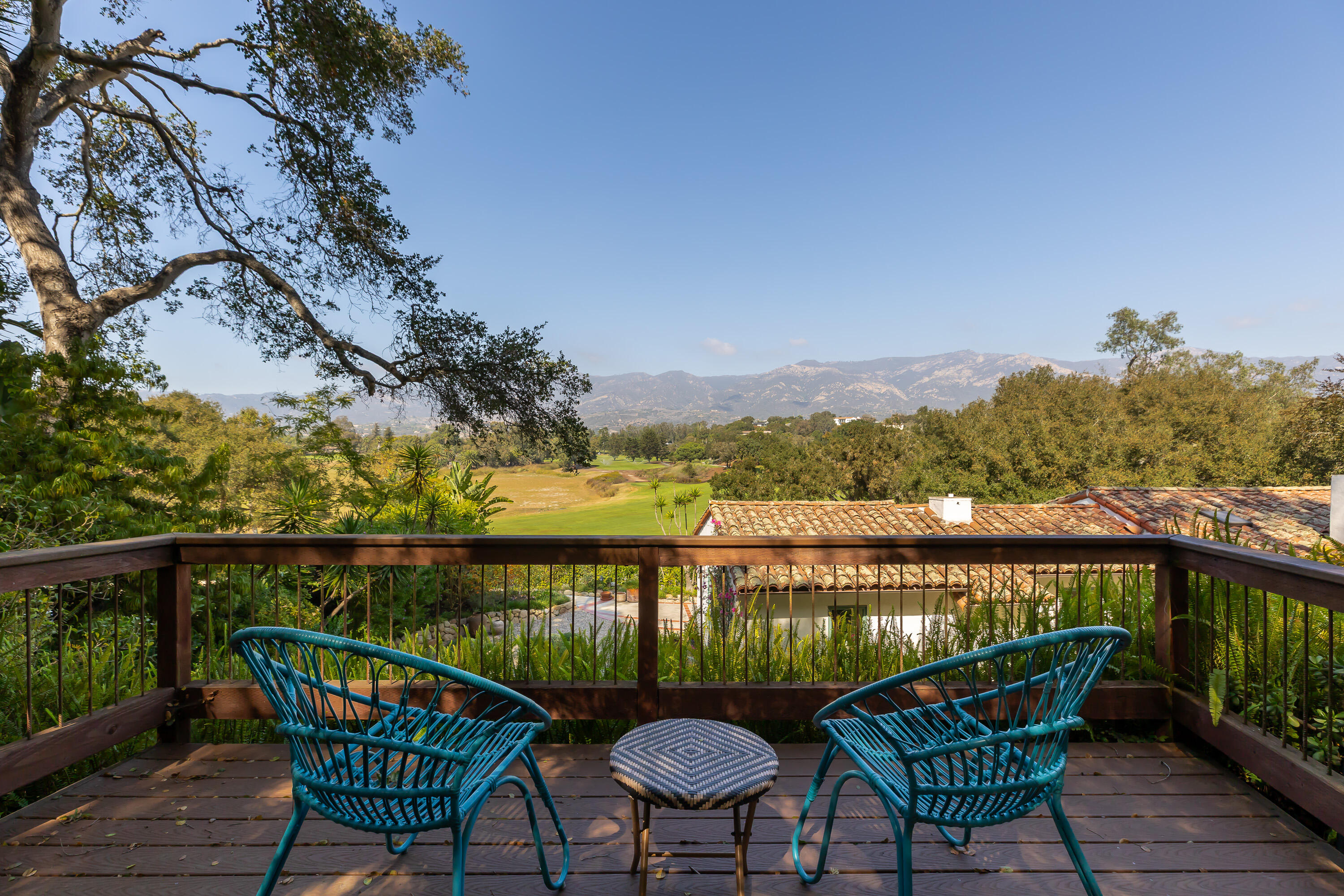 4015 Lago Drive, SANTA BARBARA