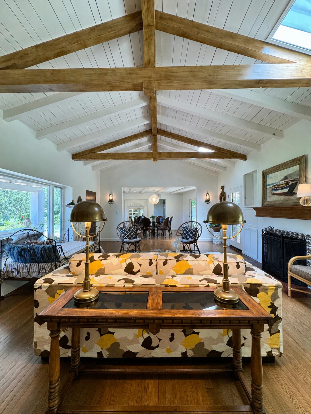 4015 Lago Drive, SANTA BARBARA