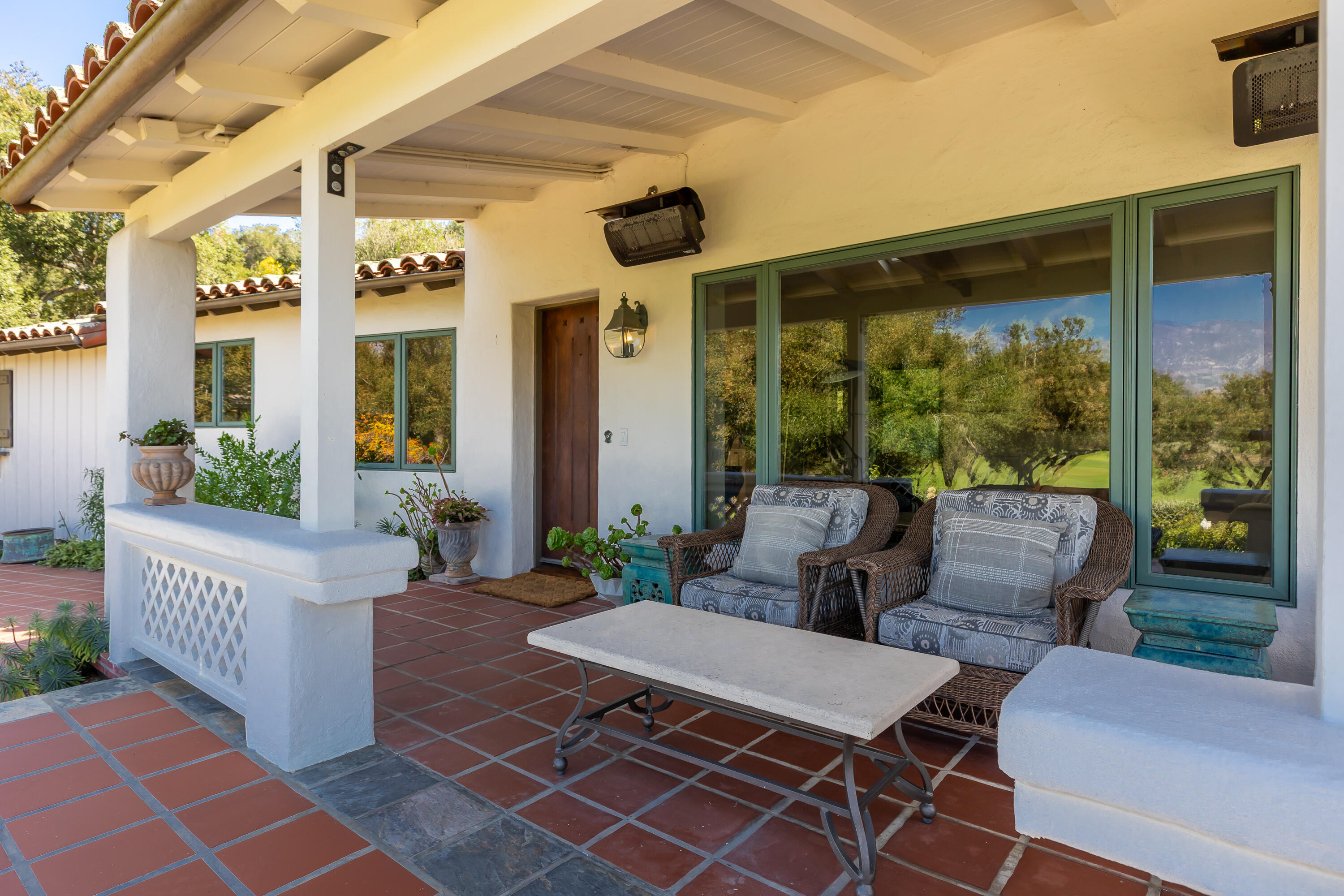 4015 Lago Drive, SANTA BARBARA