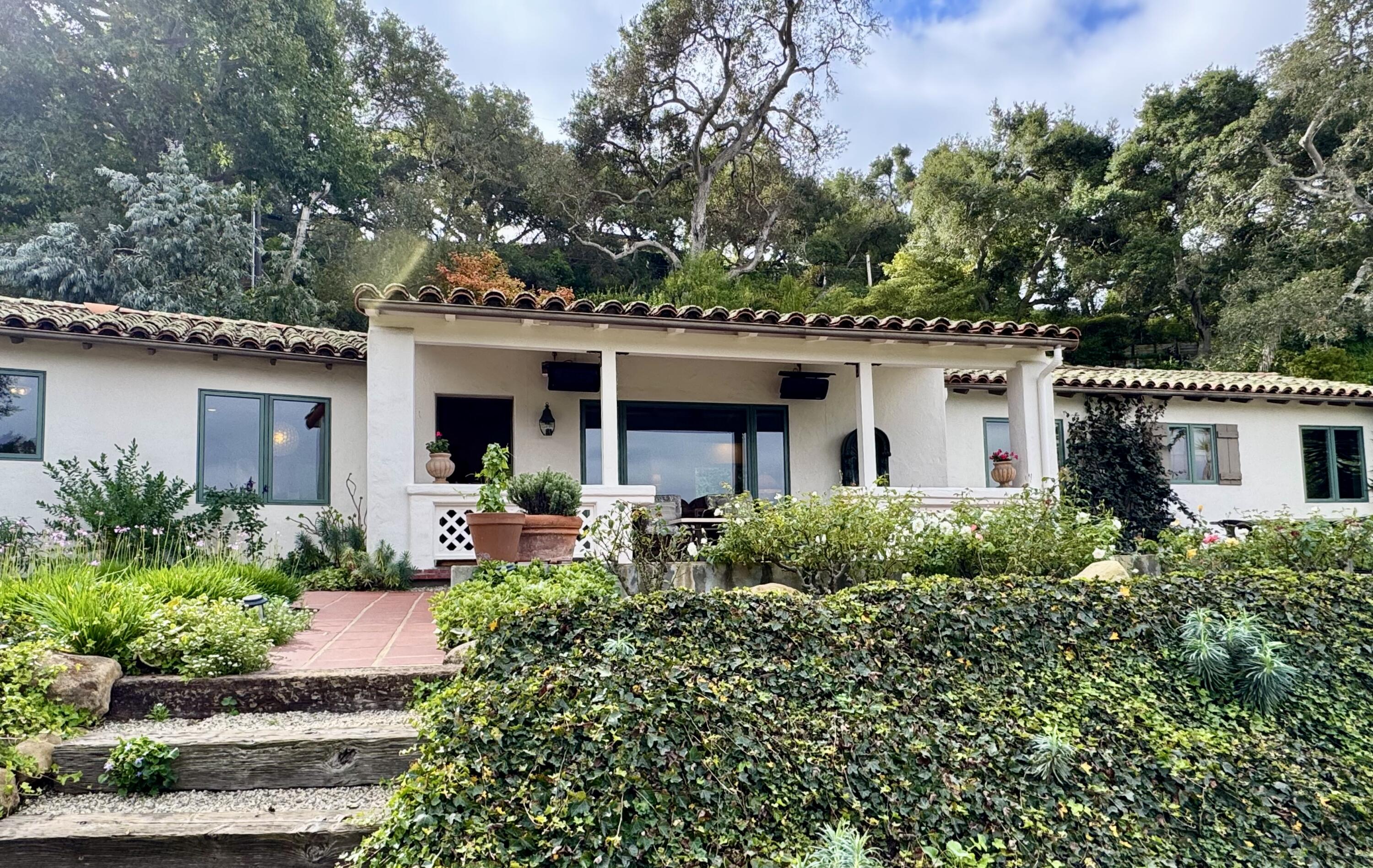 4015 Lago Drive, SANTA BARBARA