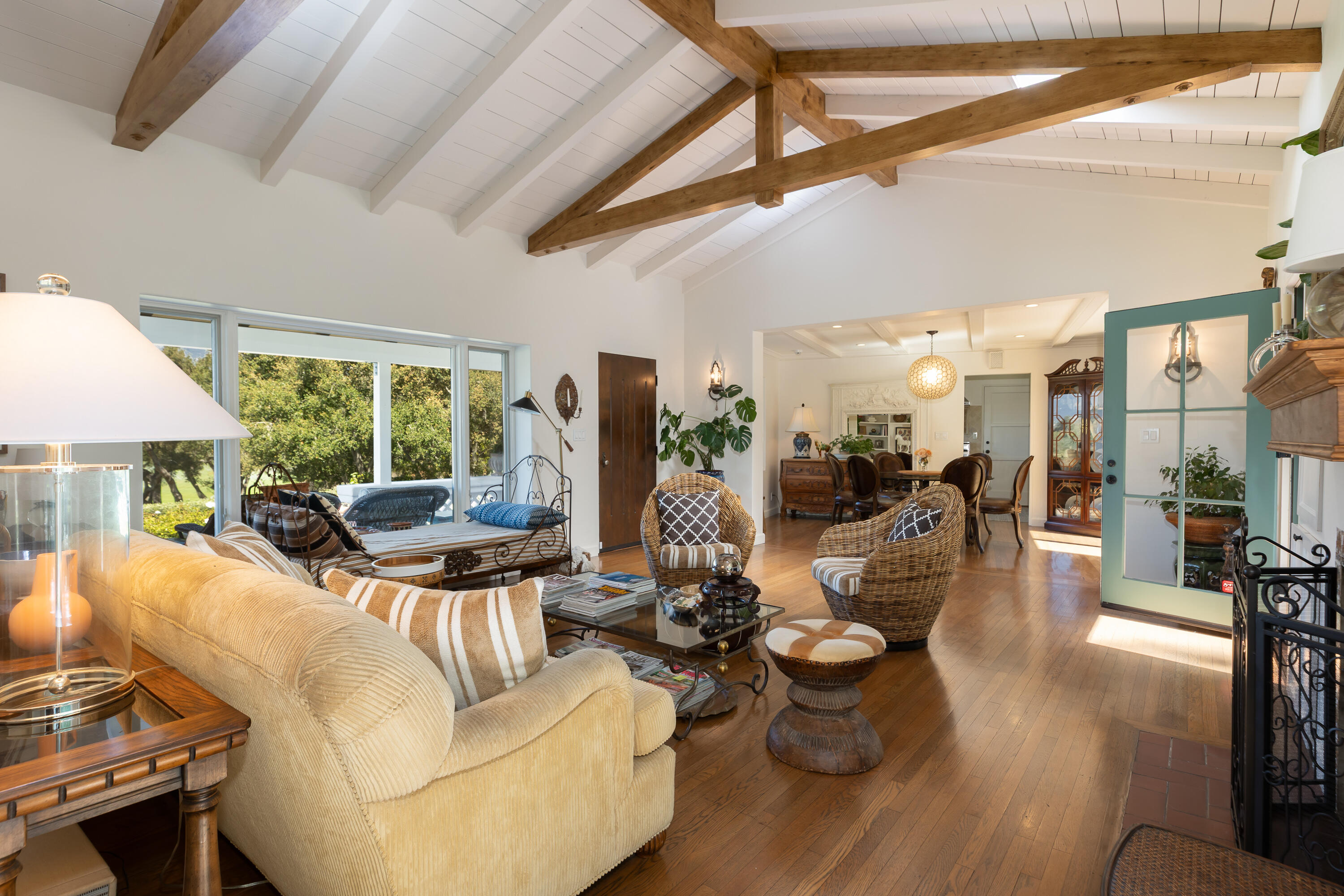 4015 Lago Drive, SANTA BARBARA