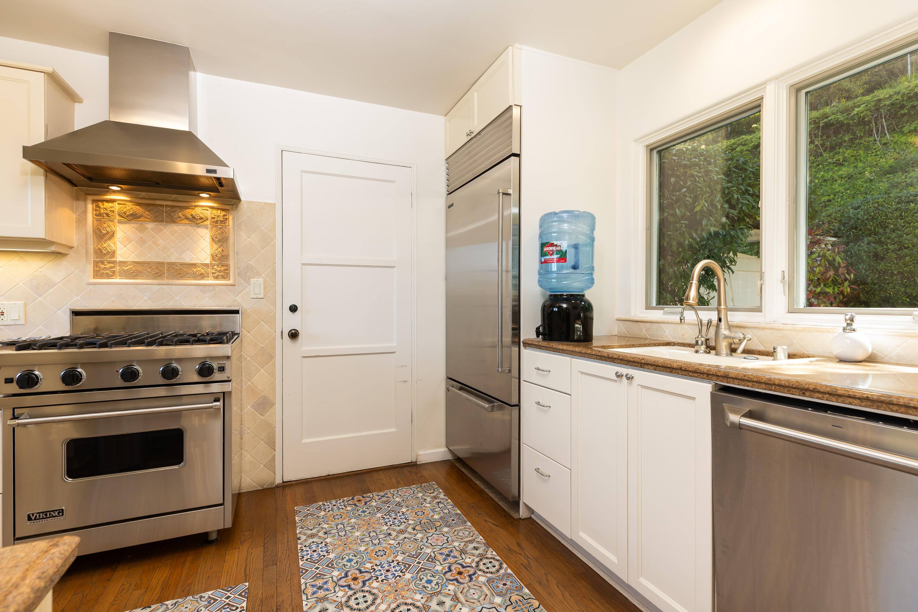 4015 Lago Drive, SANTA BARBARA