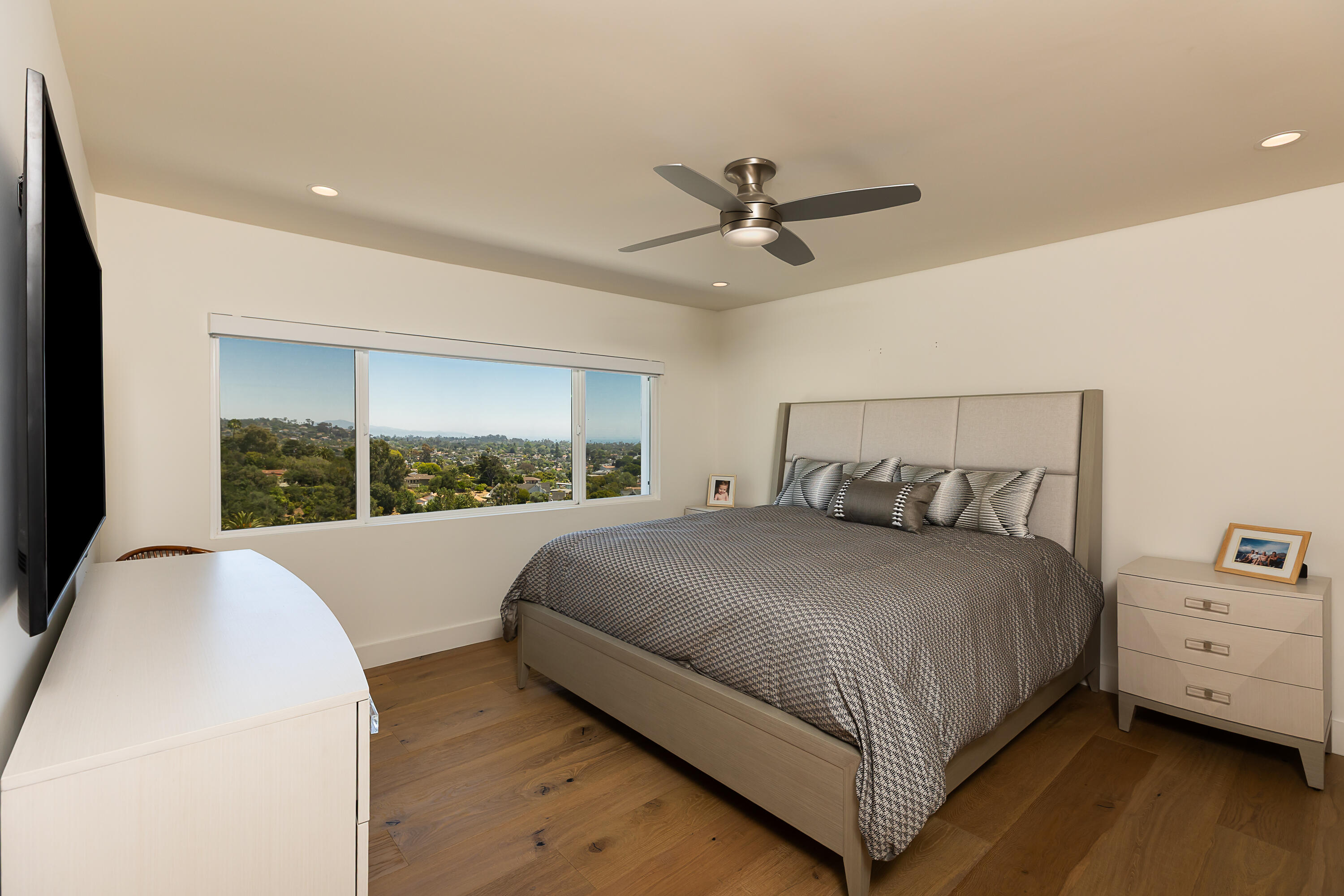 813 E Anapamu Street 4b