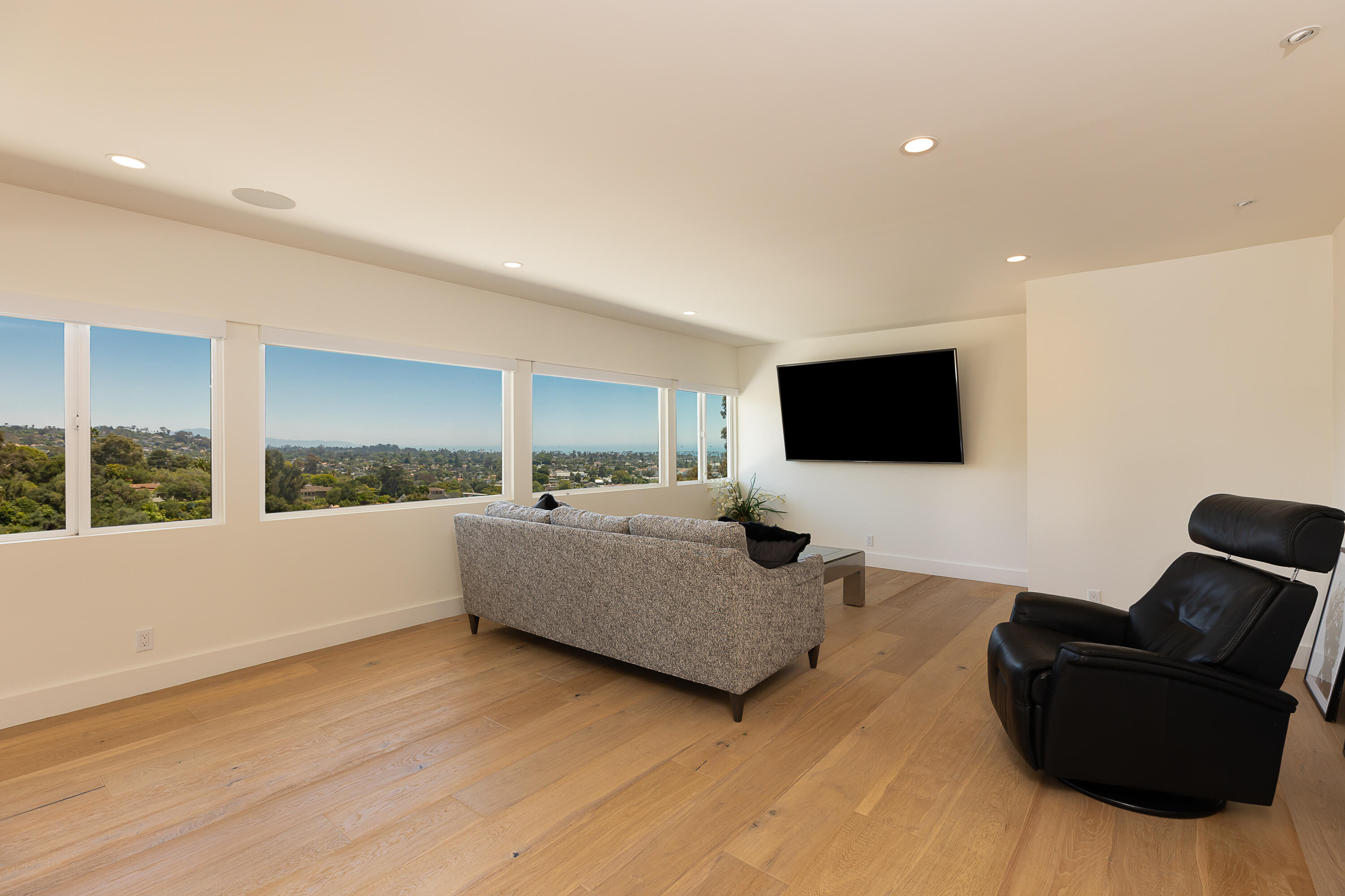 813 E Anapamu Street 4b