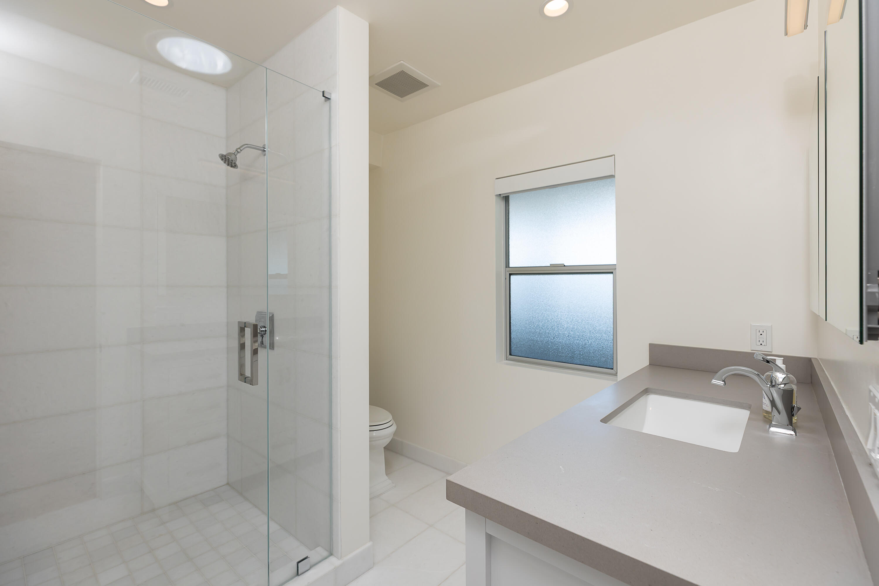 813 E Anapamu Street 4b