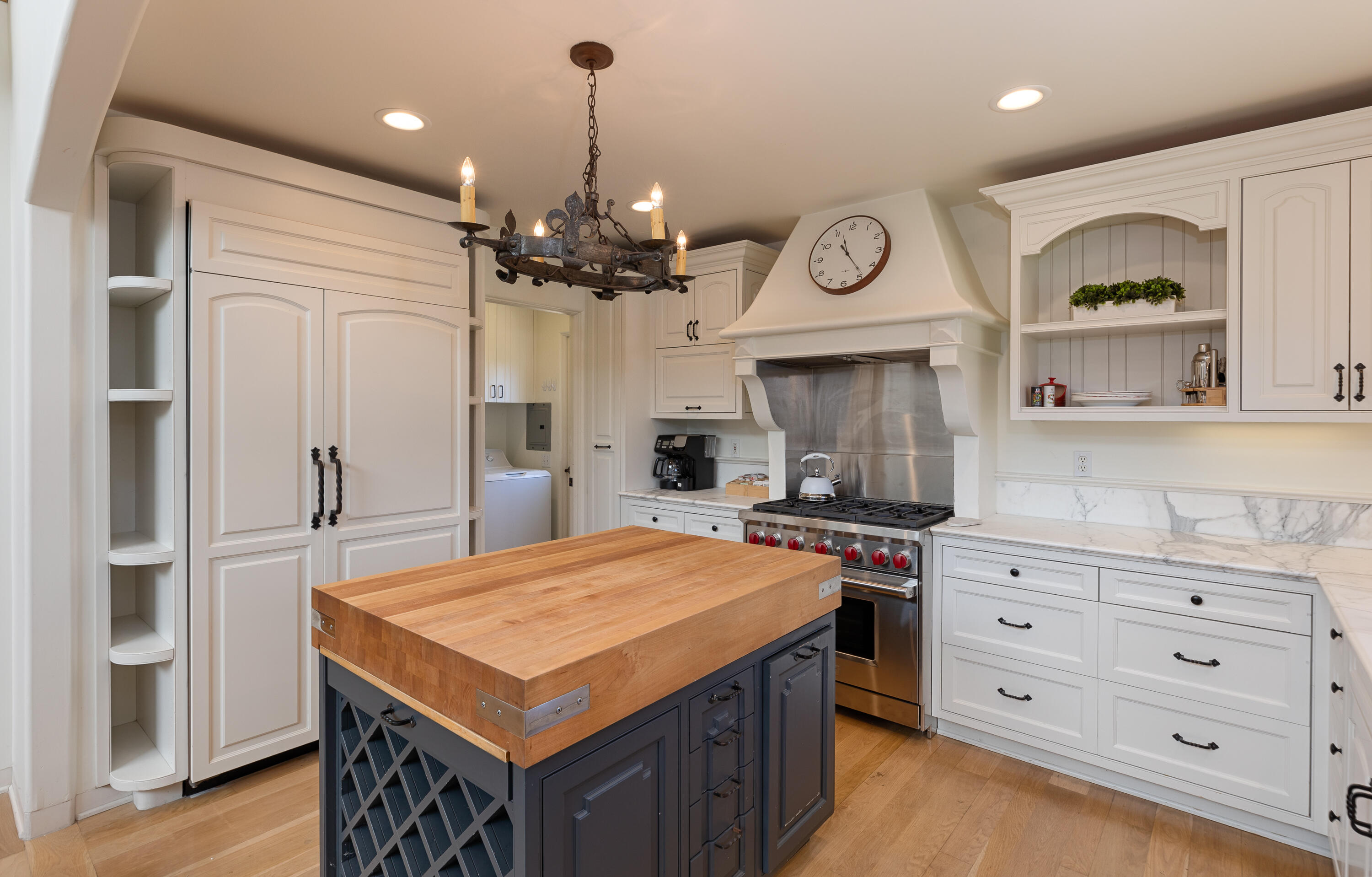 122 Santa Rosa Place