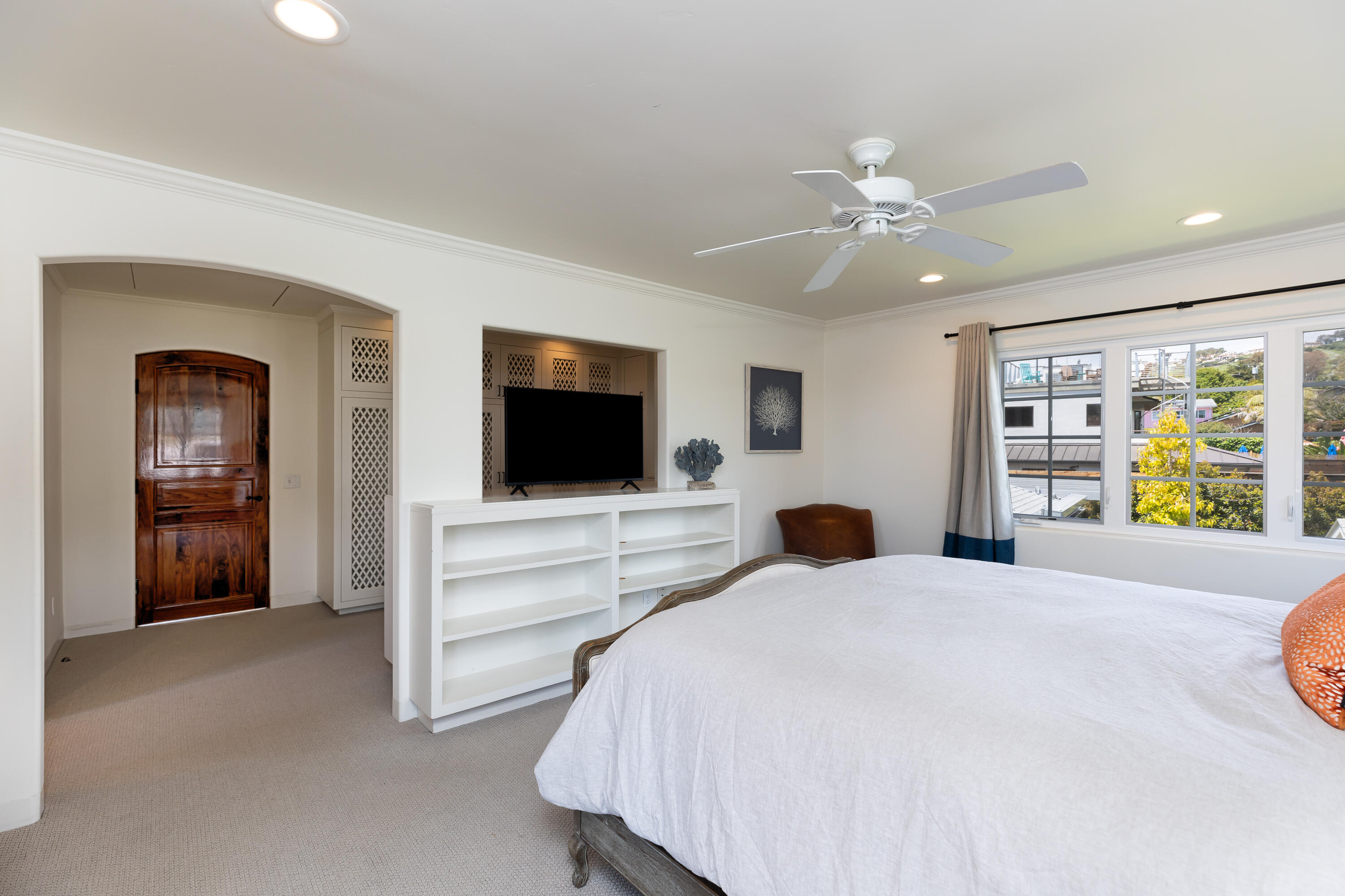 122 Santa Rosa Place