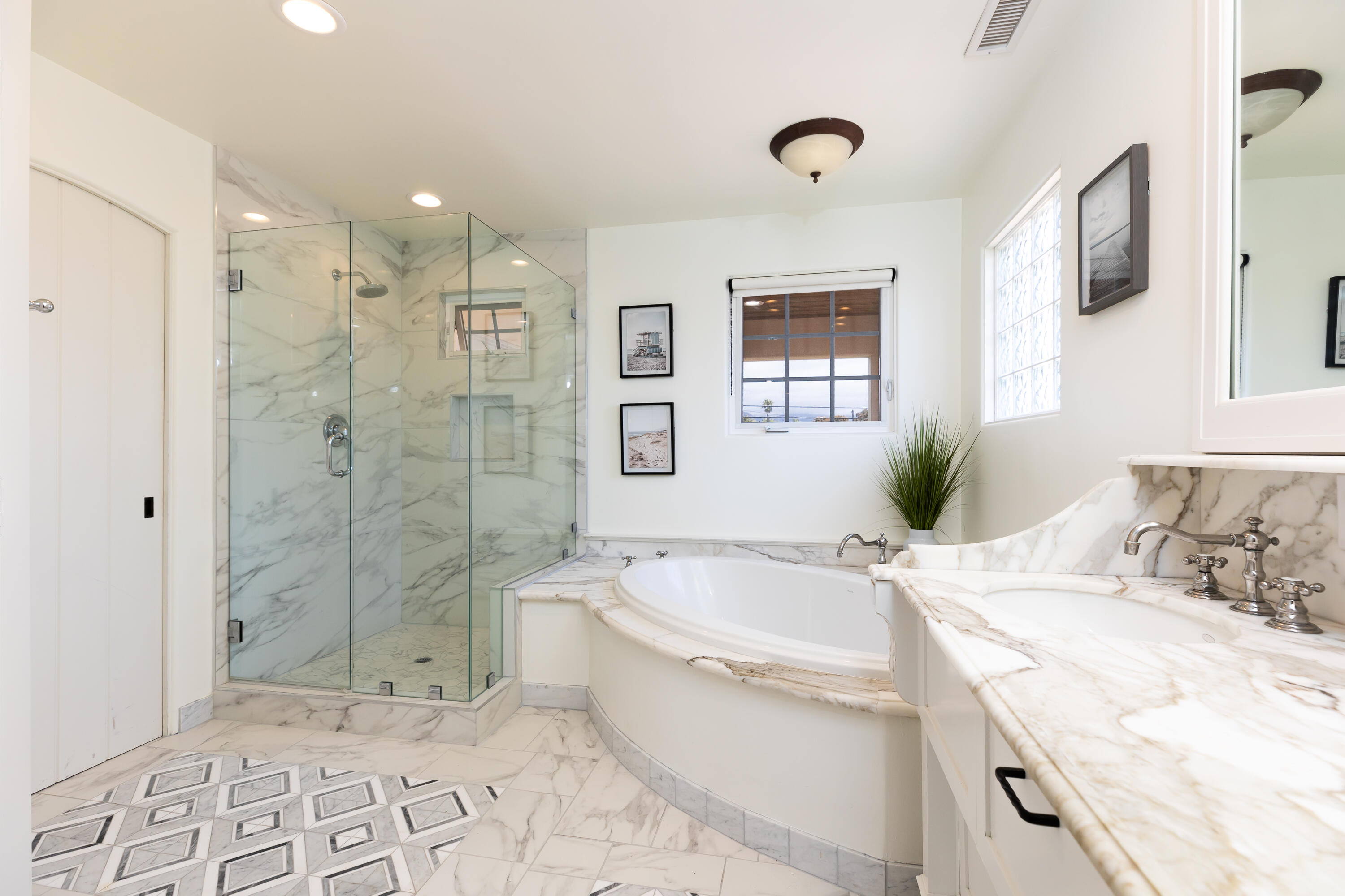 122 Santa Rosa Place