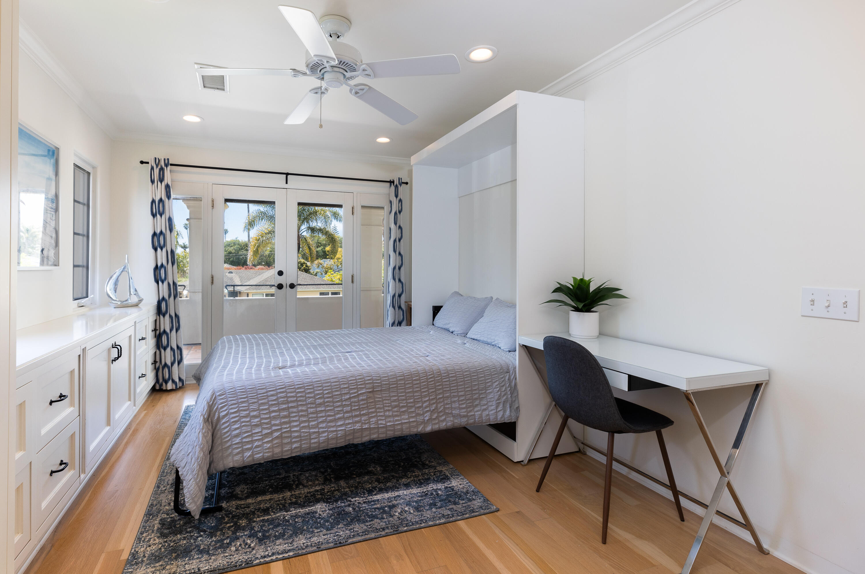 122 Santa Rosa Place