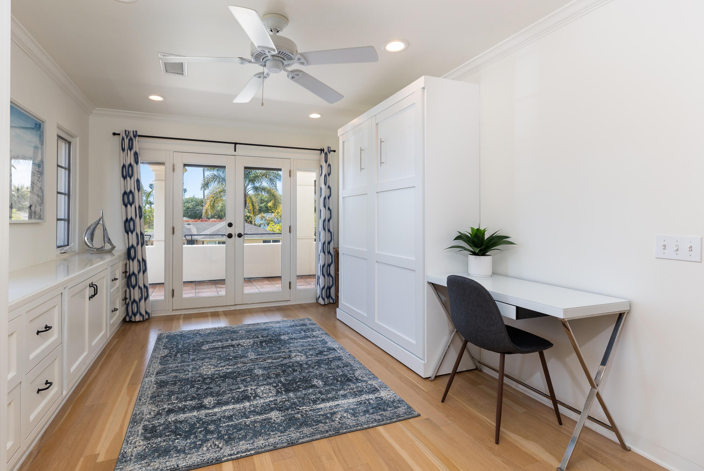 122 Santa Rosa Place