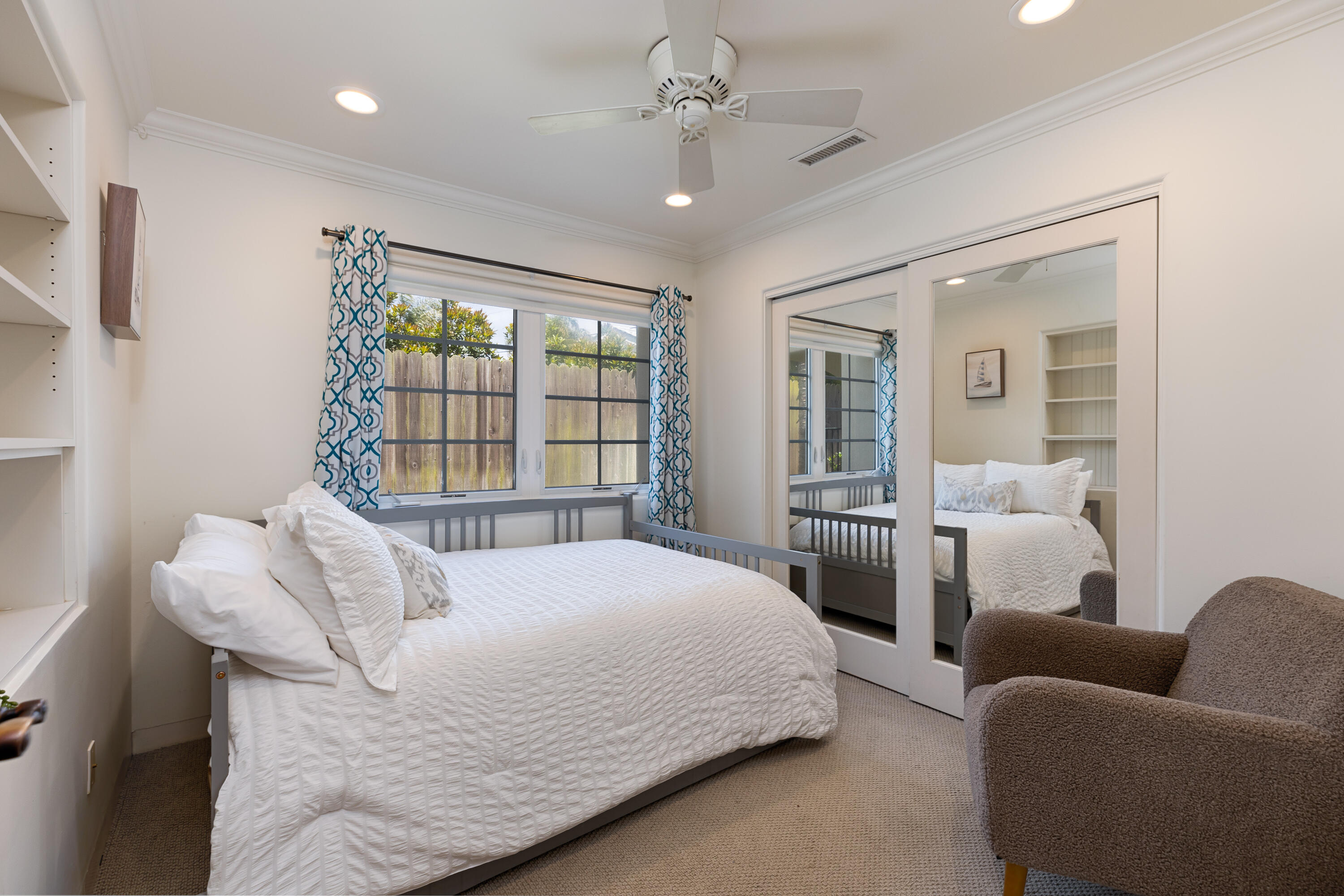 122 Santa Rosa Place