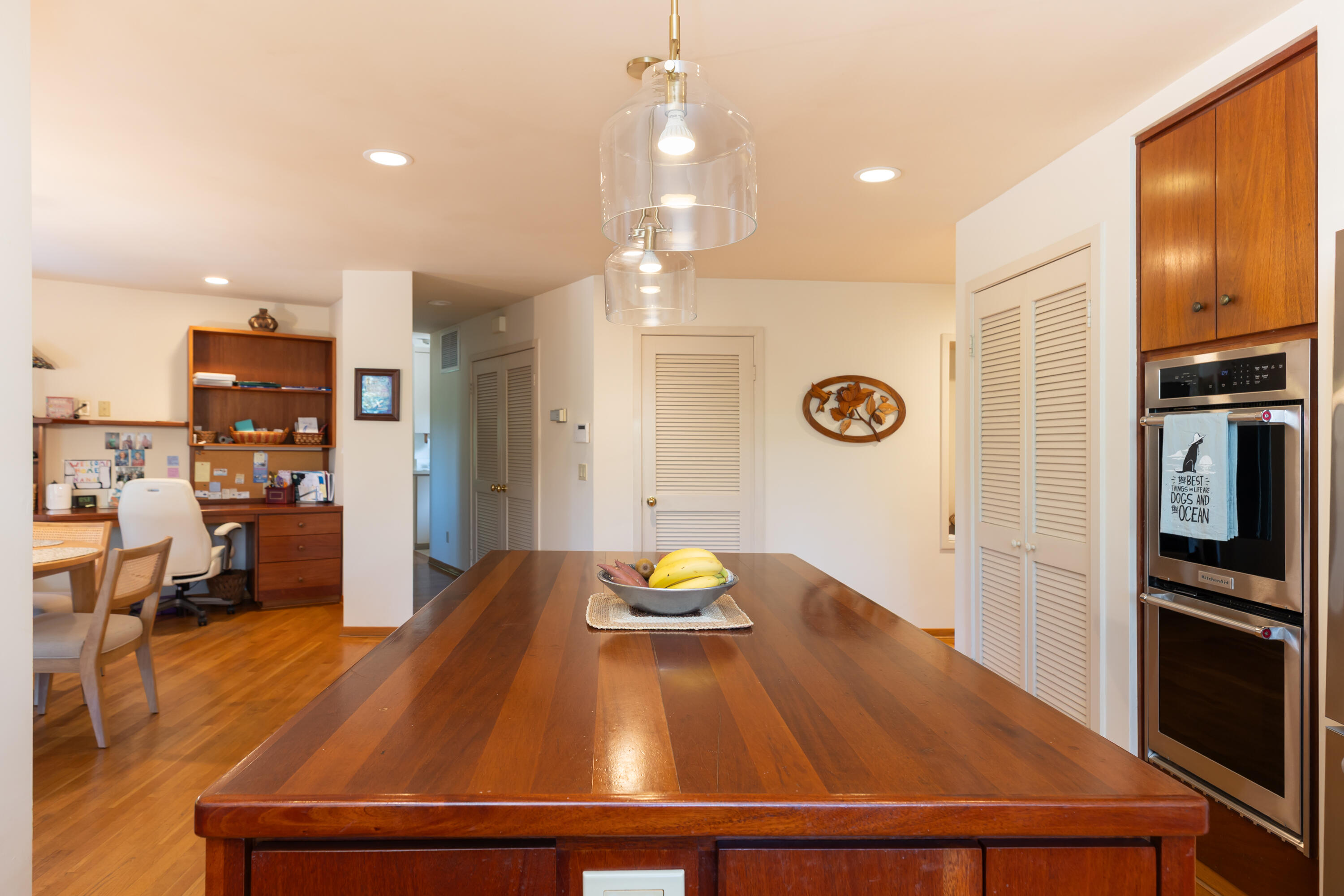 375 Las Palmas Drive