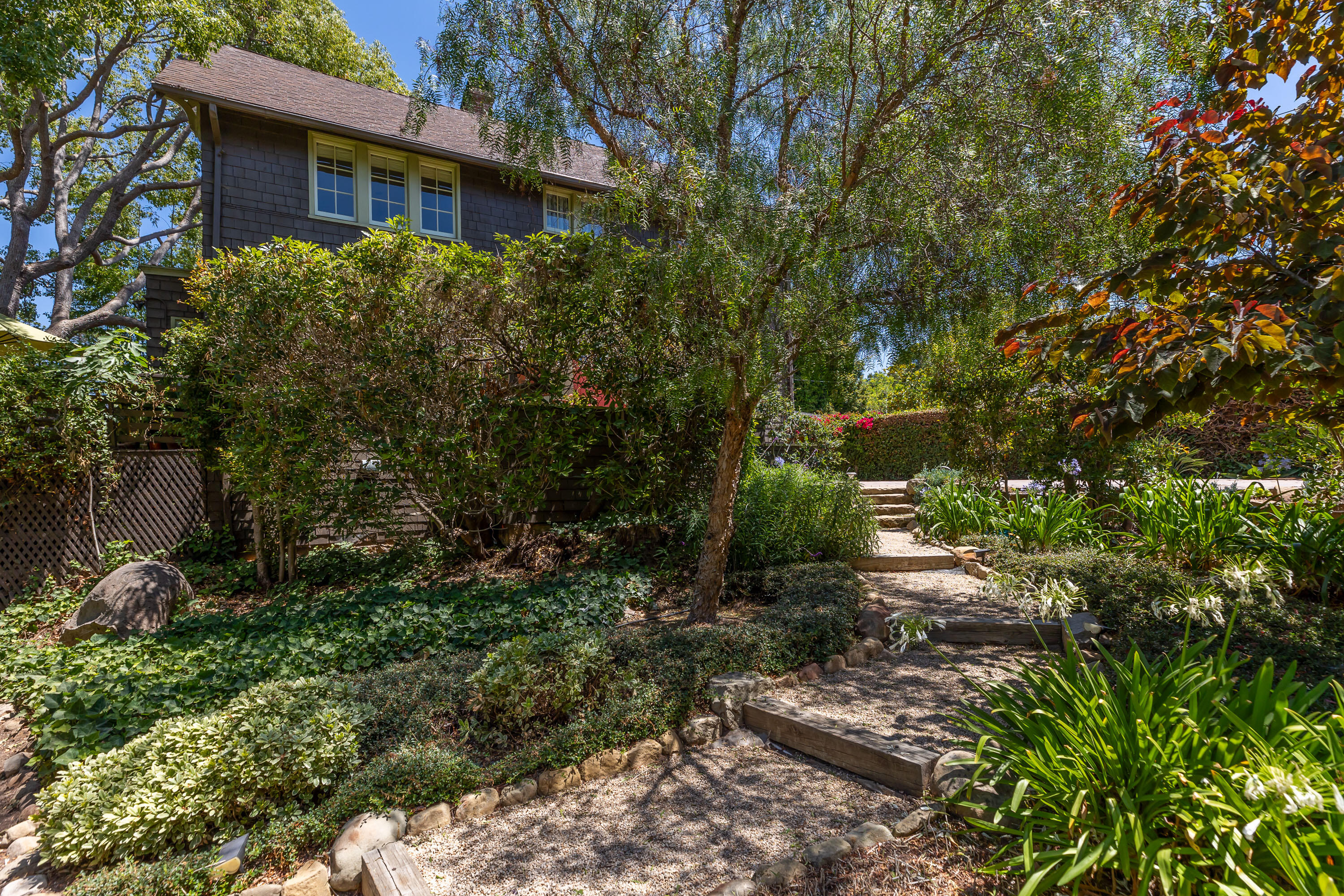 1814 Anacapa Street