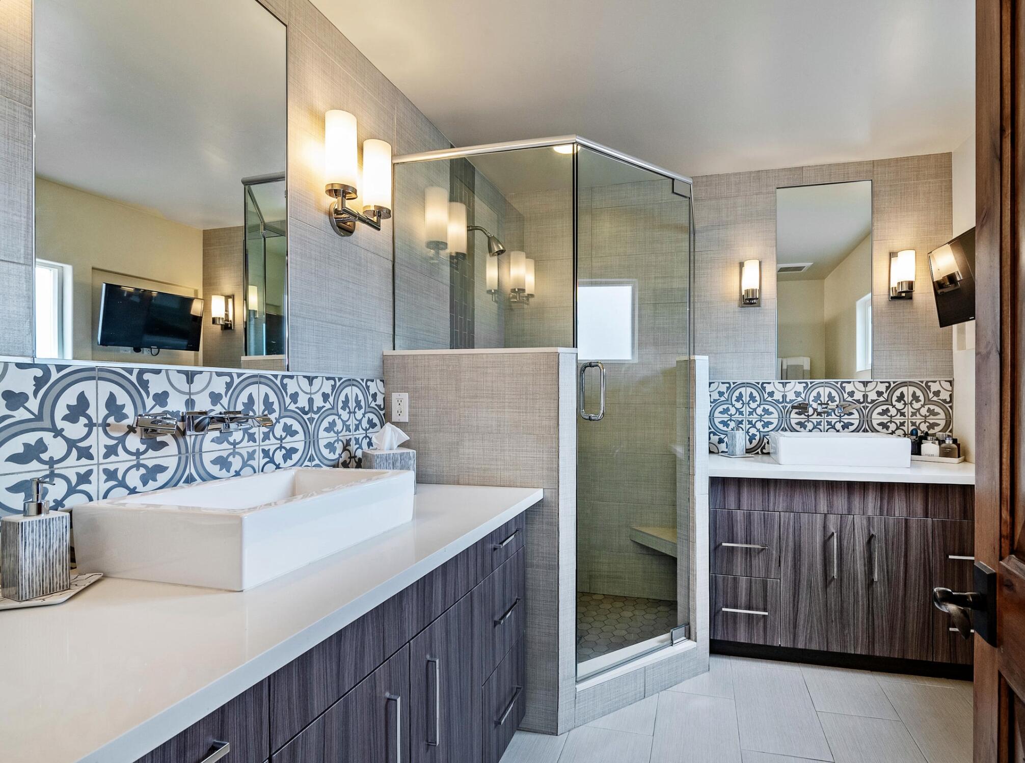 1358 Crestline Drive