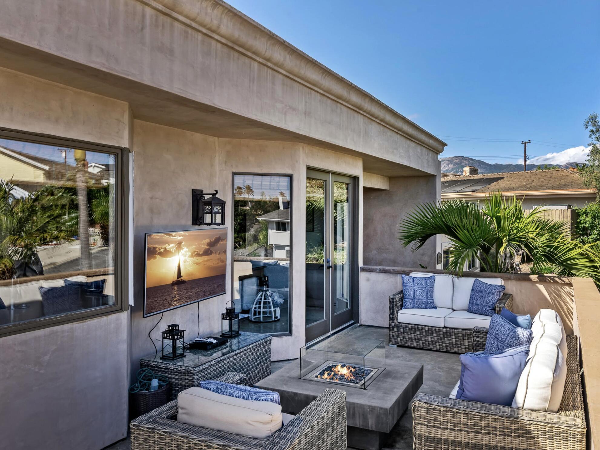 1358 Crestline Drive