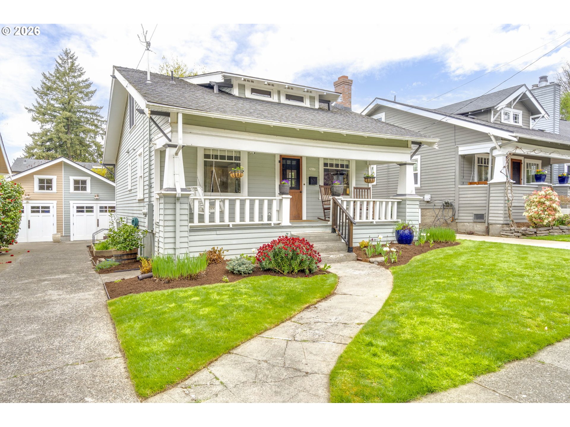 3217 NE 32ND AVE