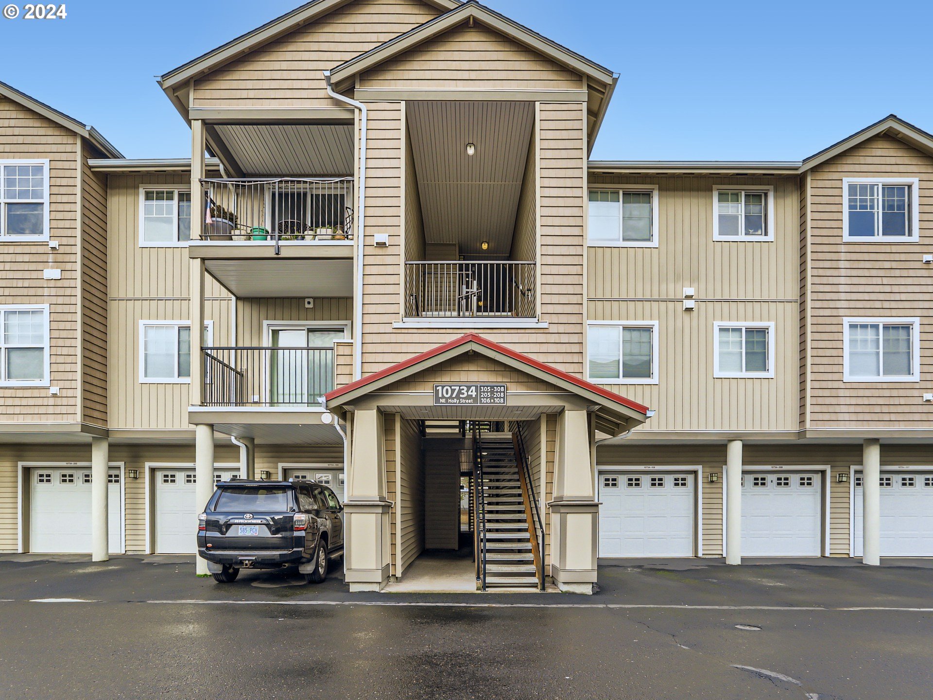 10734 NE HOLLY ST 308