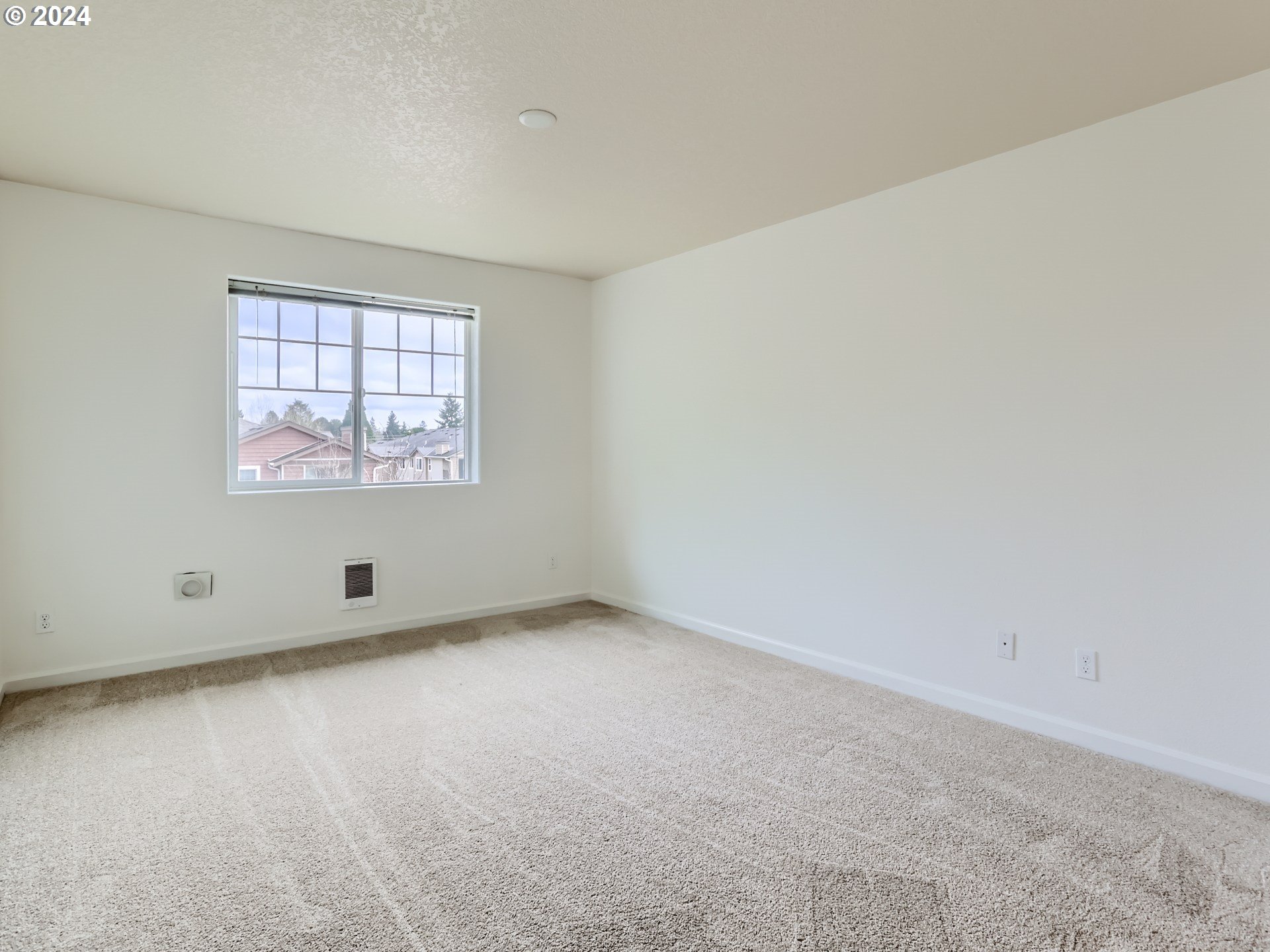 10734 NE HOLLY ST 308