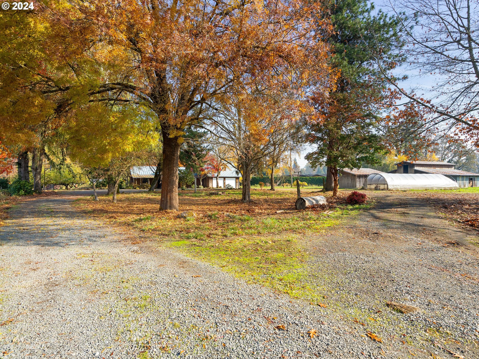 14991 S MACKSBURG RD