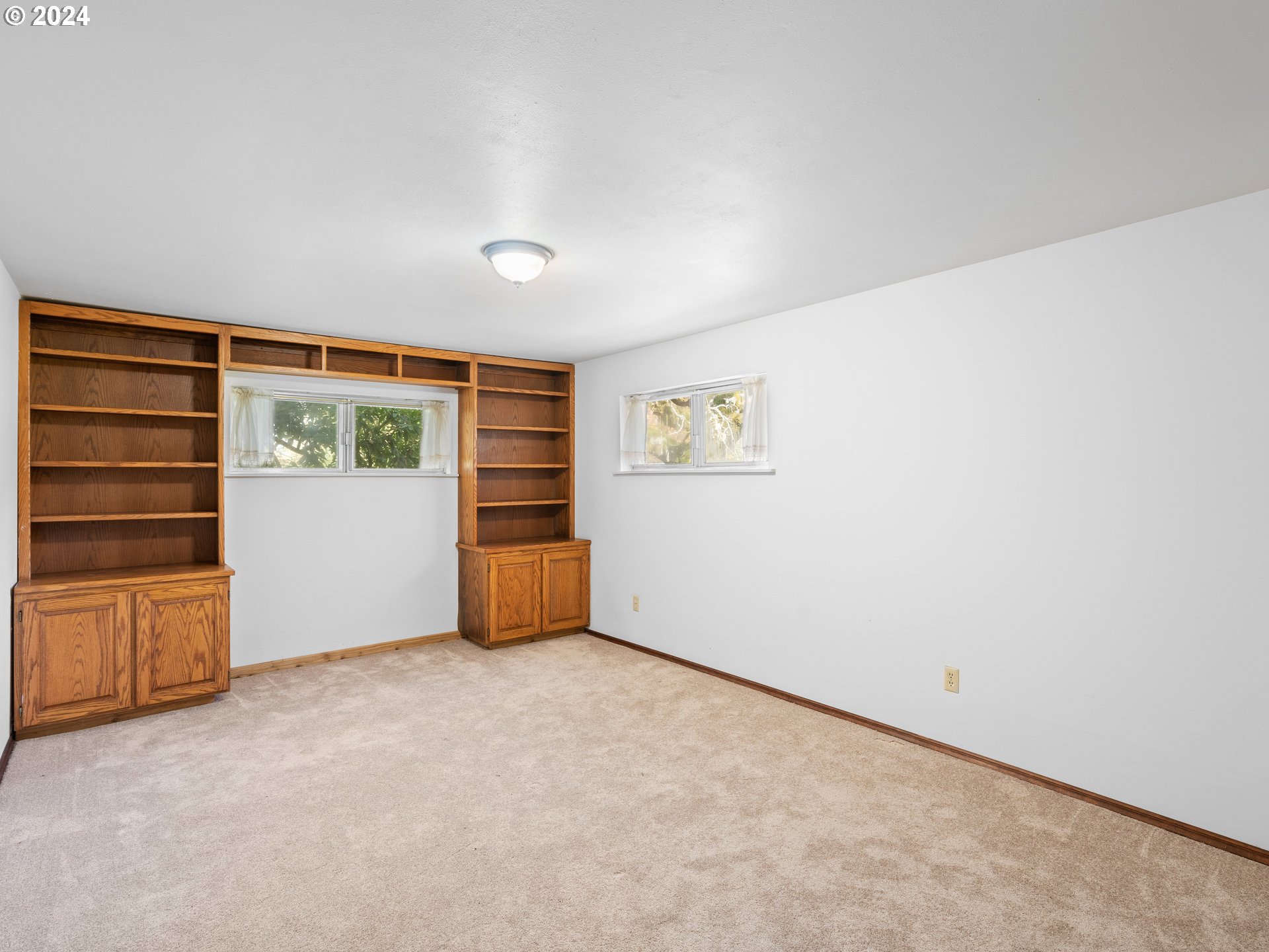 14991 S MACKSBURG RD