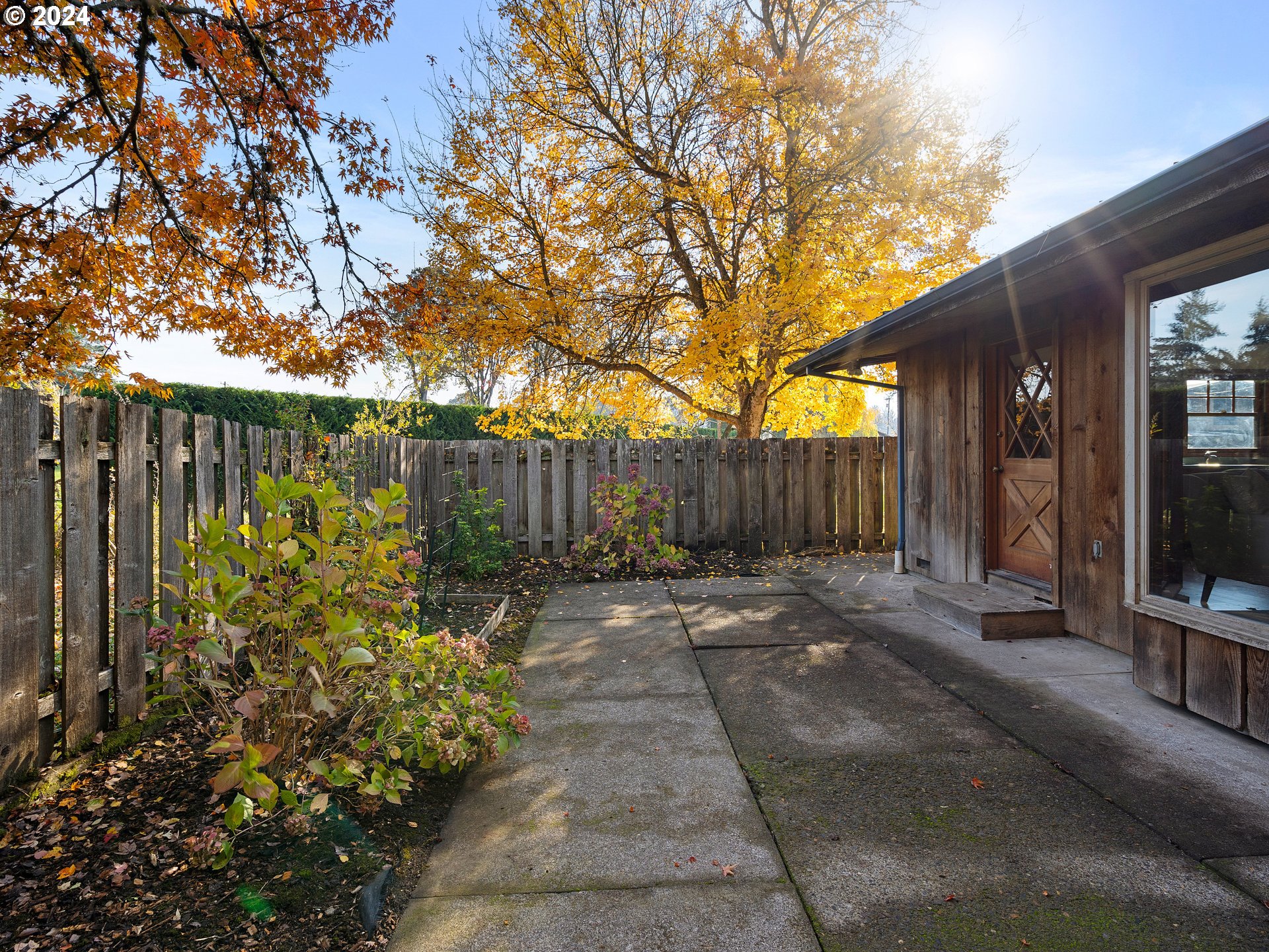 14991 S MACKSBURG RD