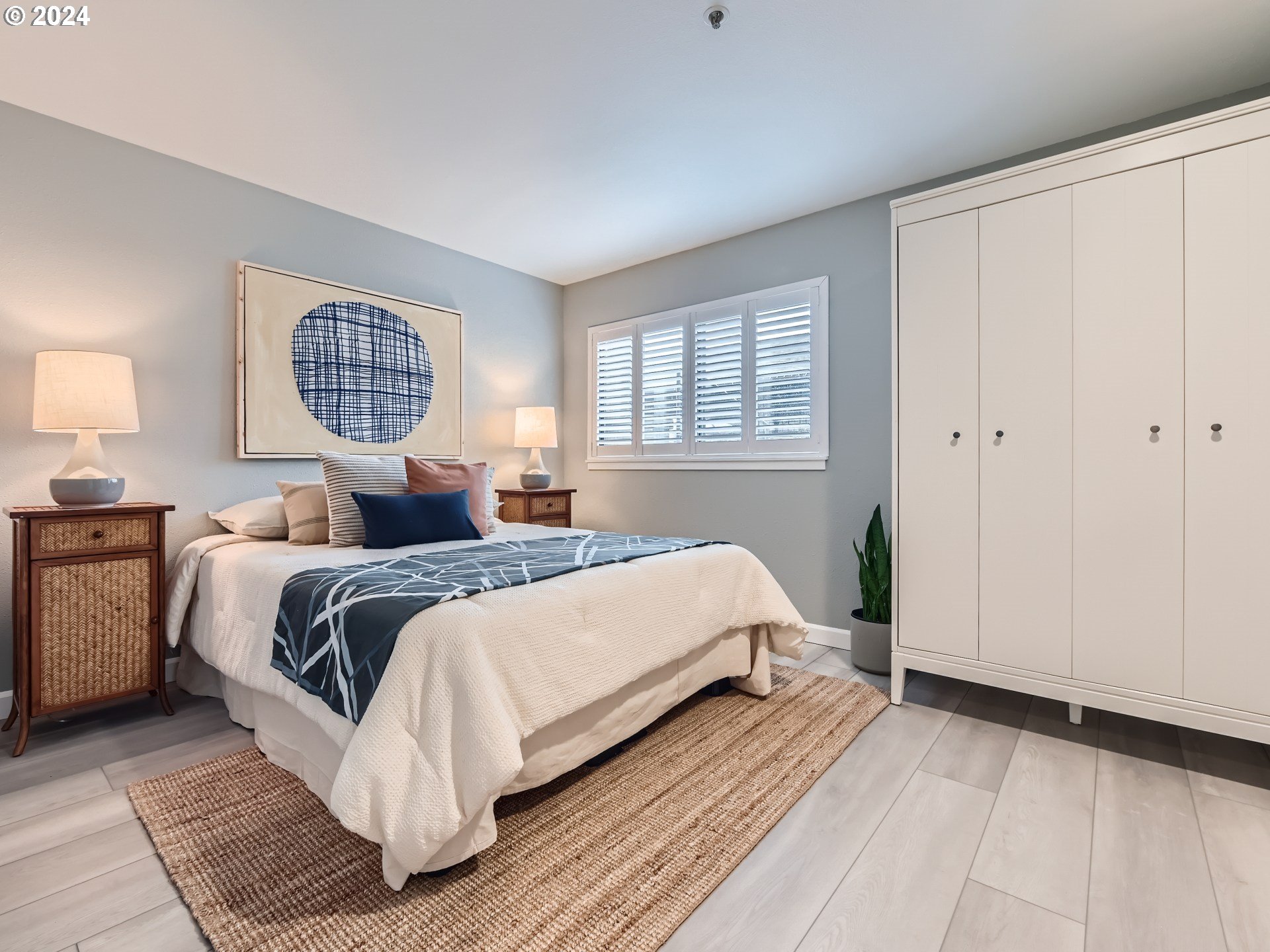 930 NW NAITO PKWY K16