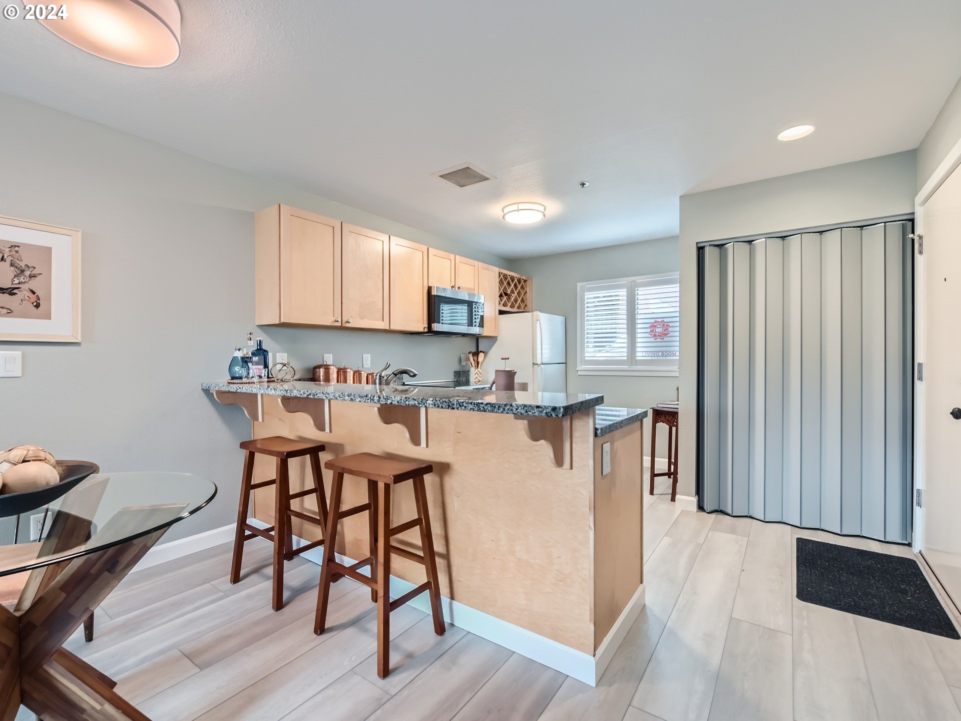 930 NW NAITO PKWY K16