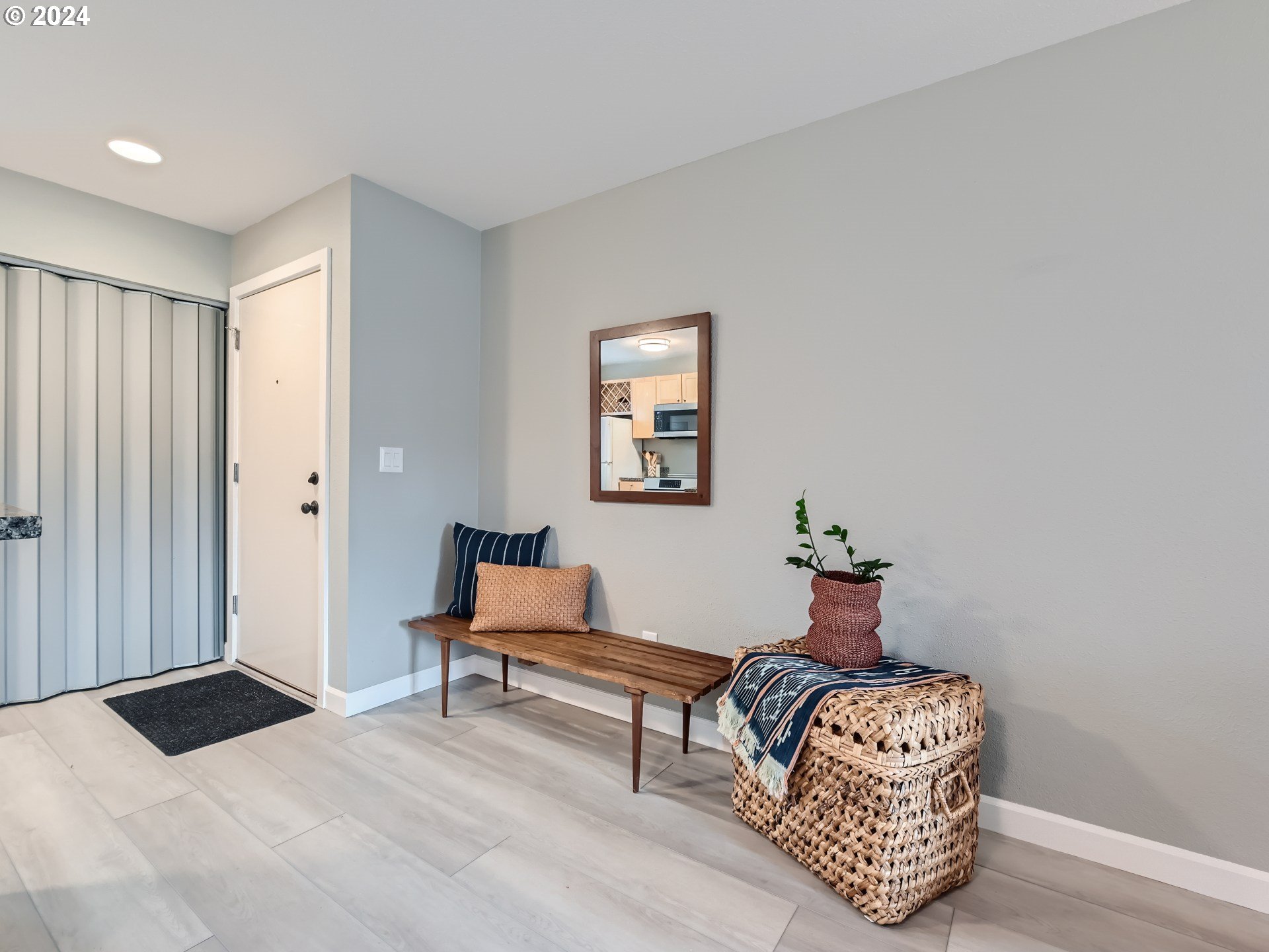 930 NW NAITO PKWY K16