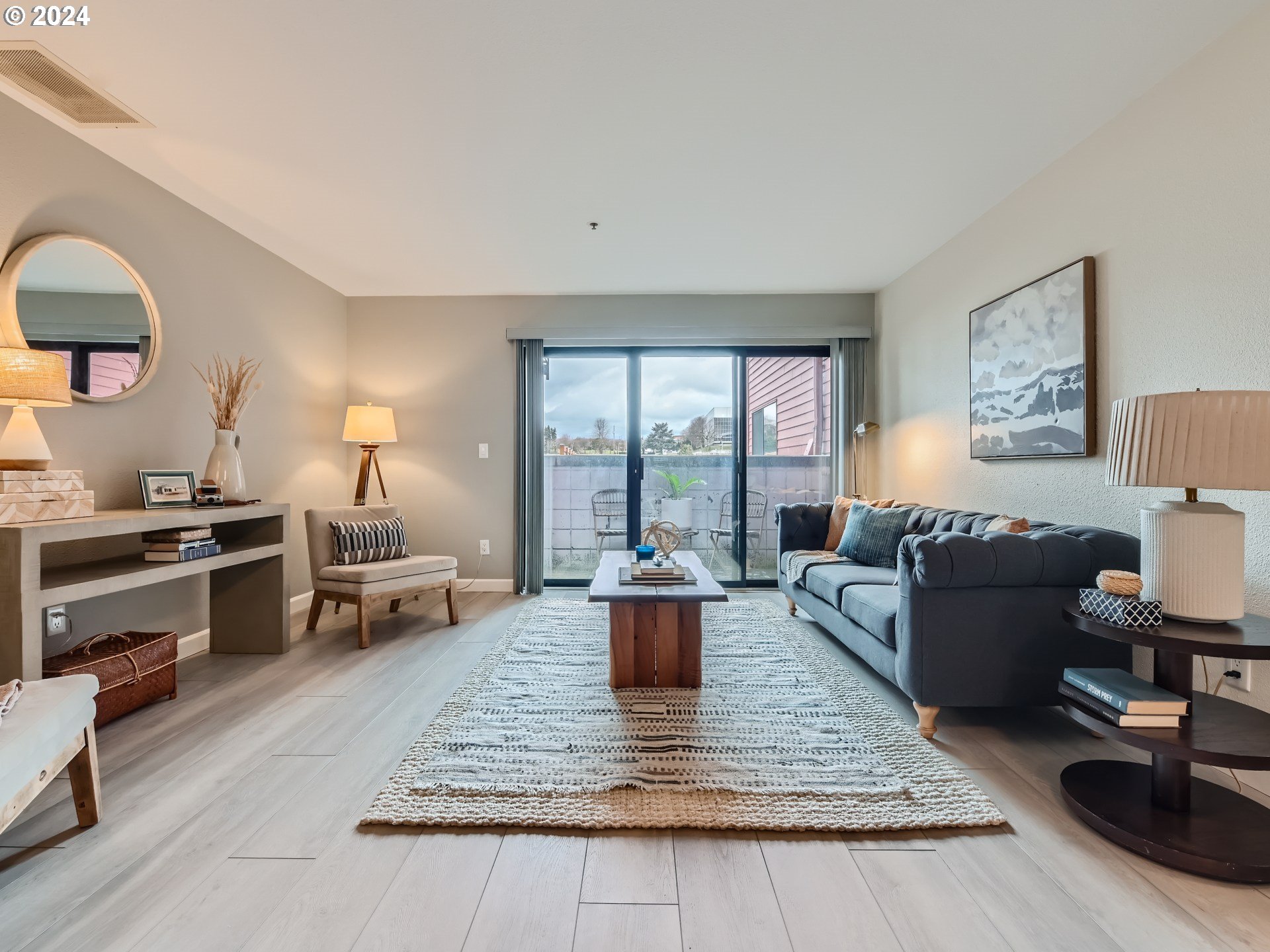 930 NW NAITO PKWY K16