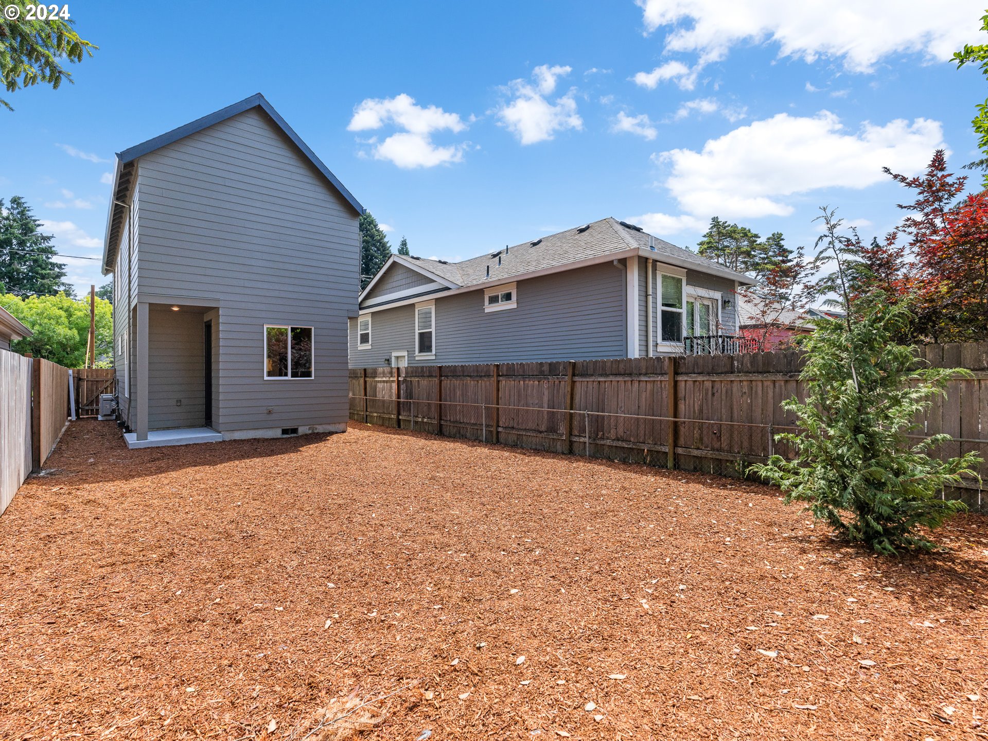 4835 NE Cesar E Chavez BLVD