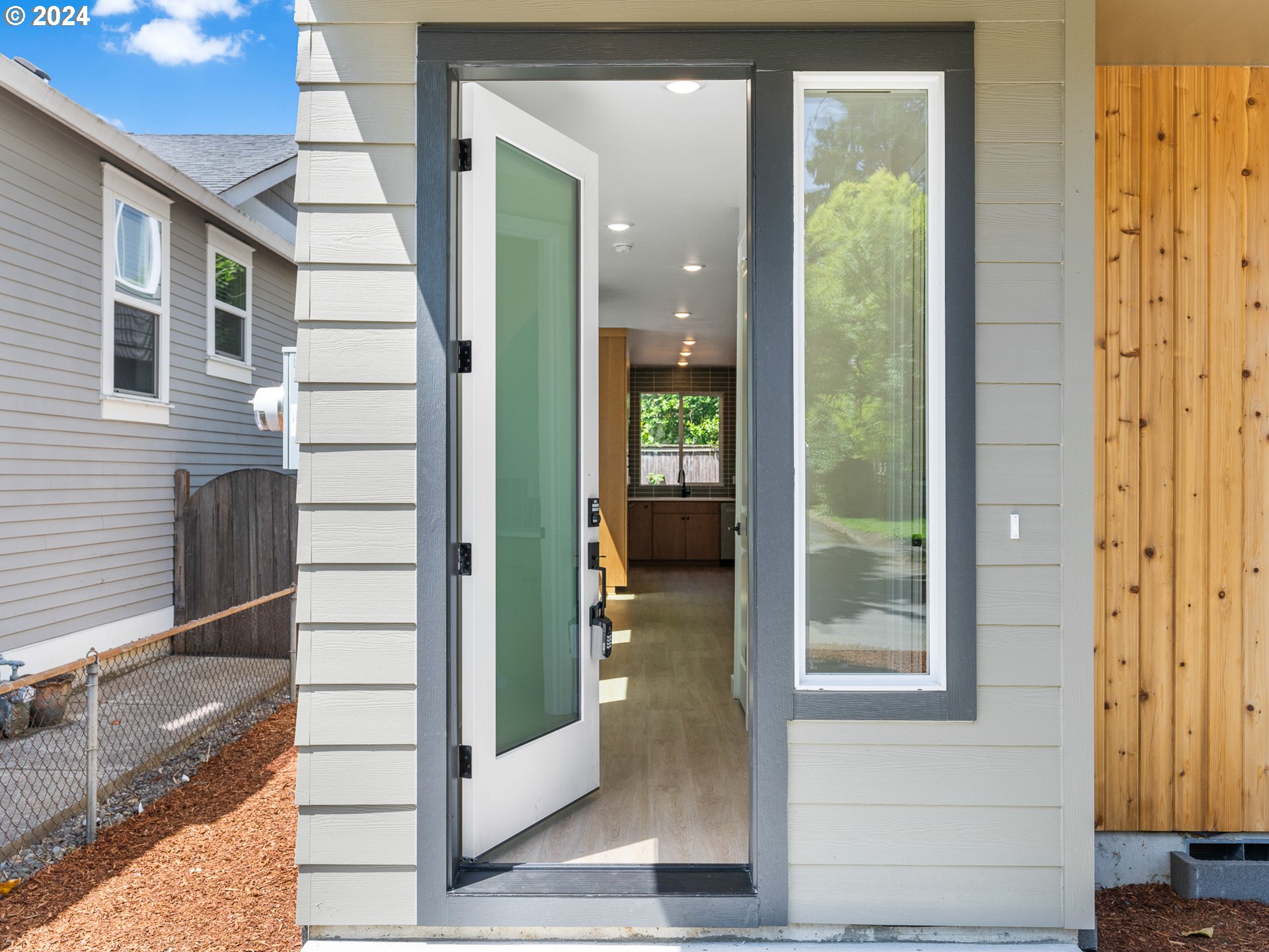 4835 NE Cesar E Chavez BLVD