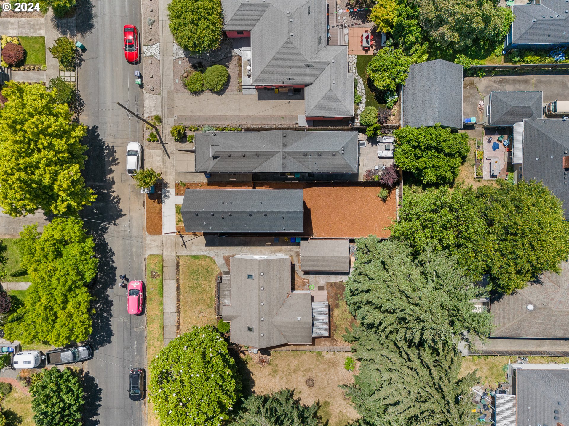 4835 NE Cesar E Chavez BLVD