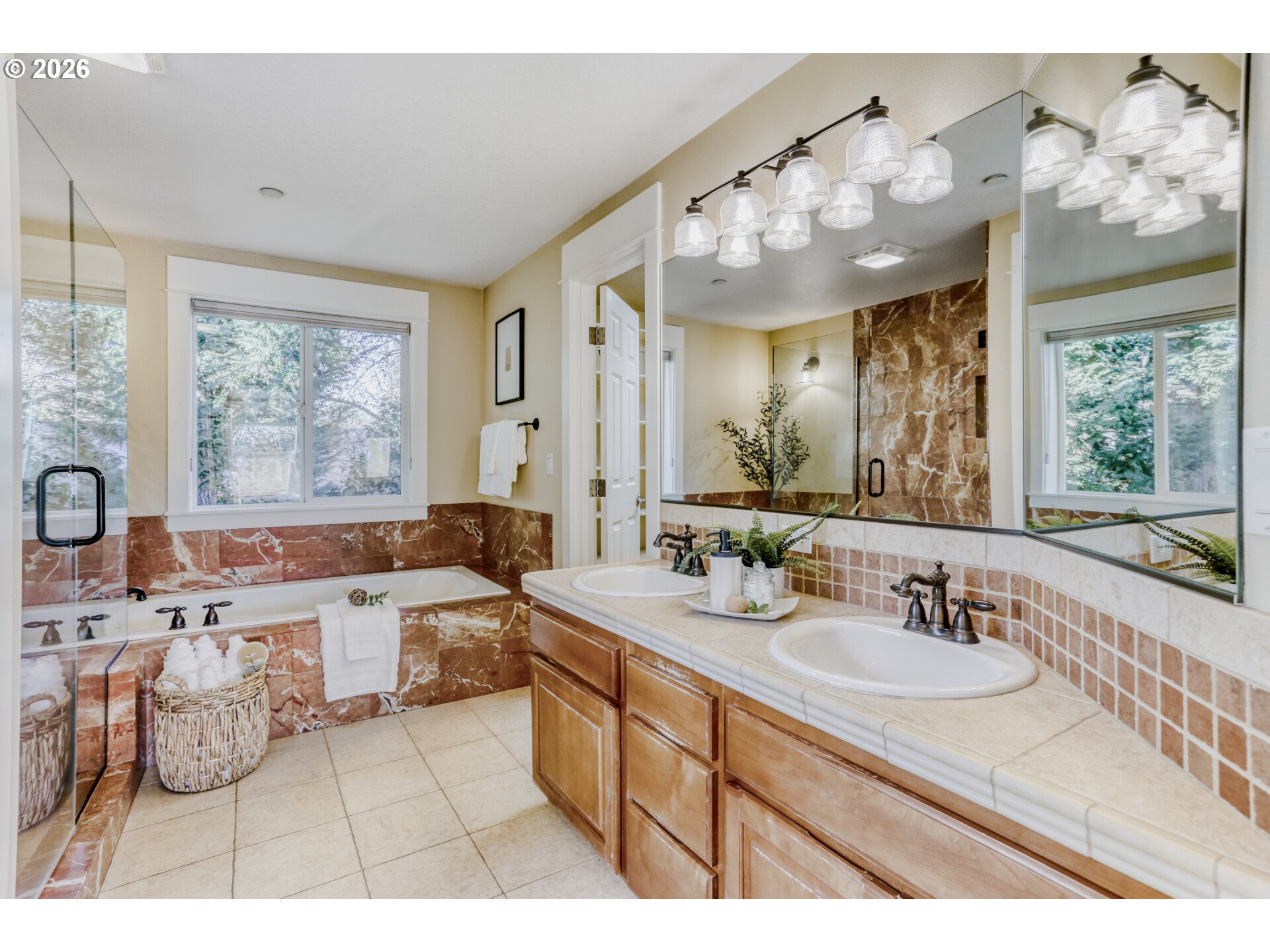 9001 SW ROBERT GRAY LN