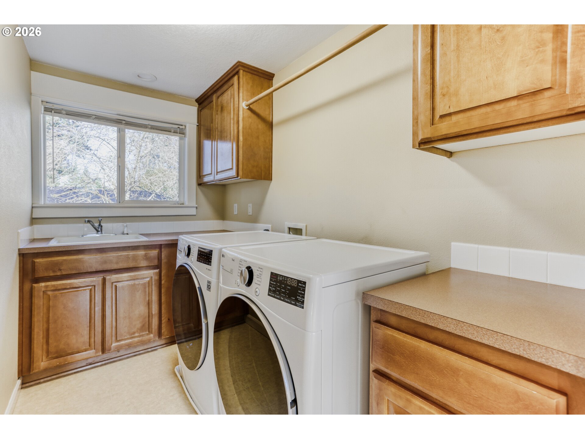 9001 SW ROBERT GRAY LN