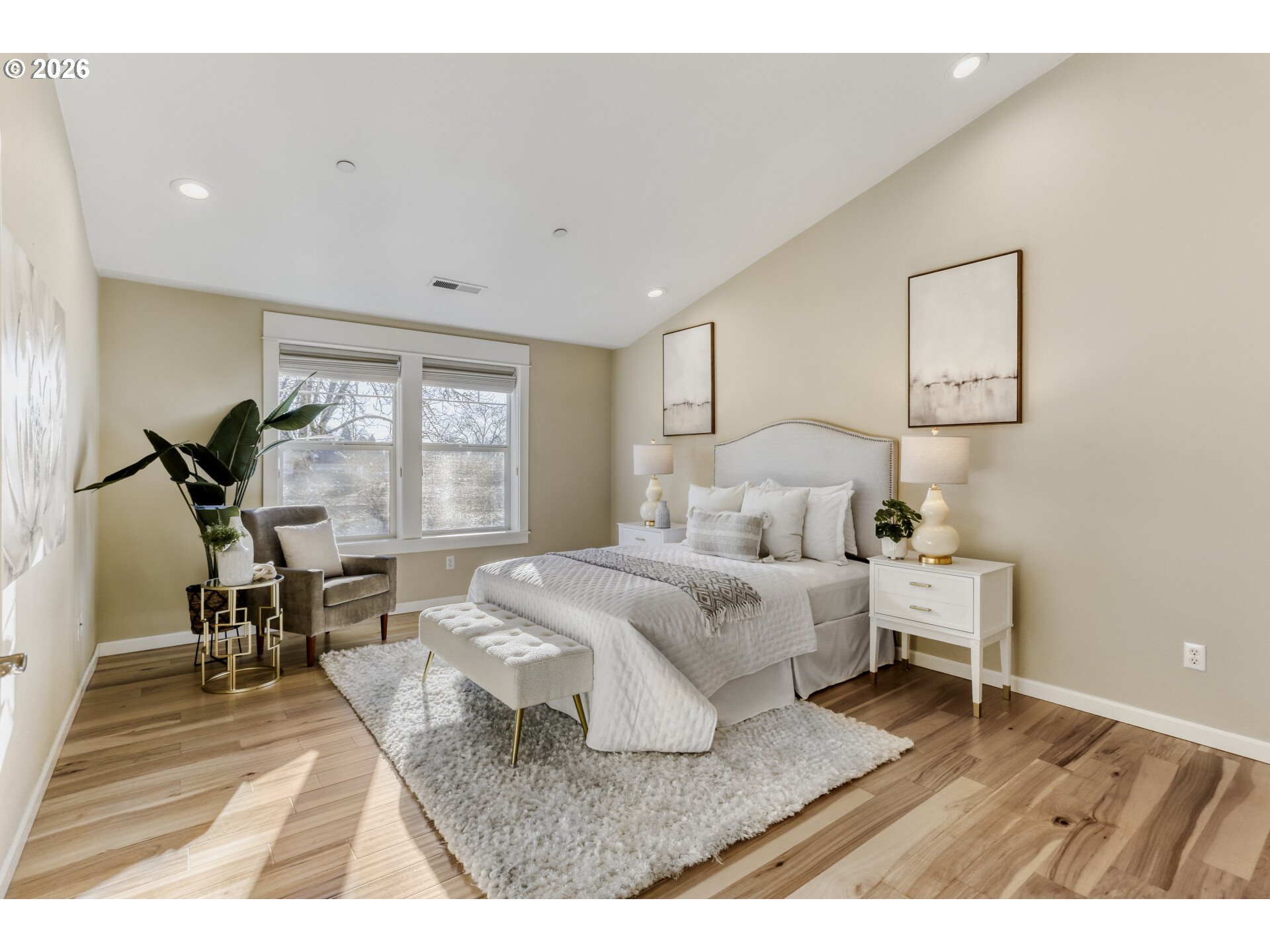 9001 SW ROBERT GRAY LN