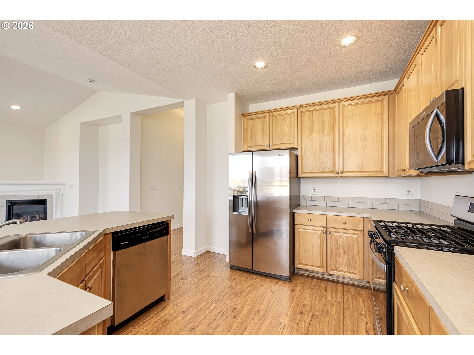 979 BURLEY HILL DR NW