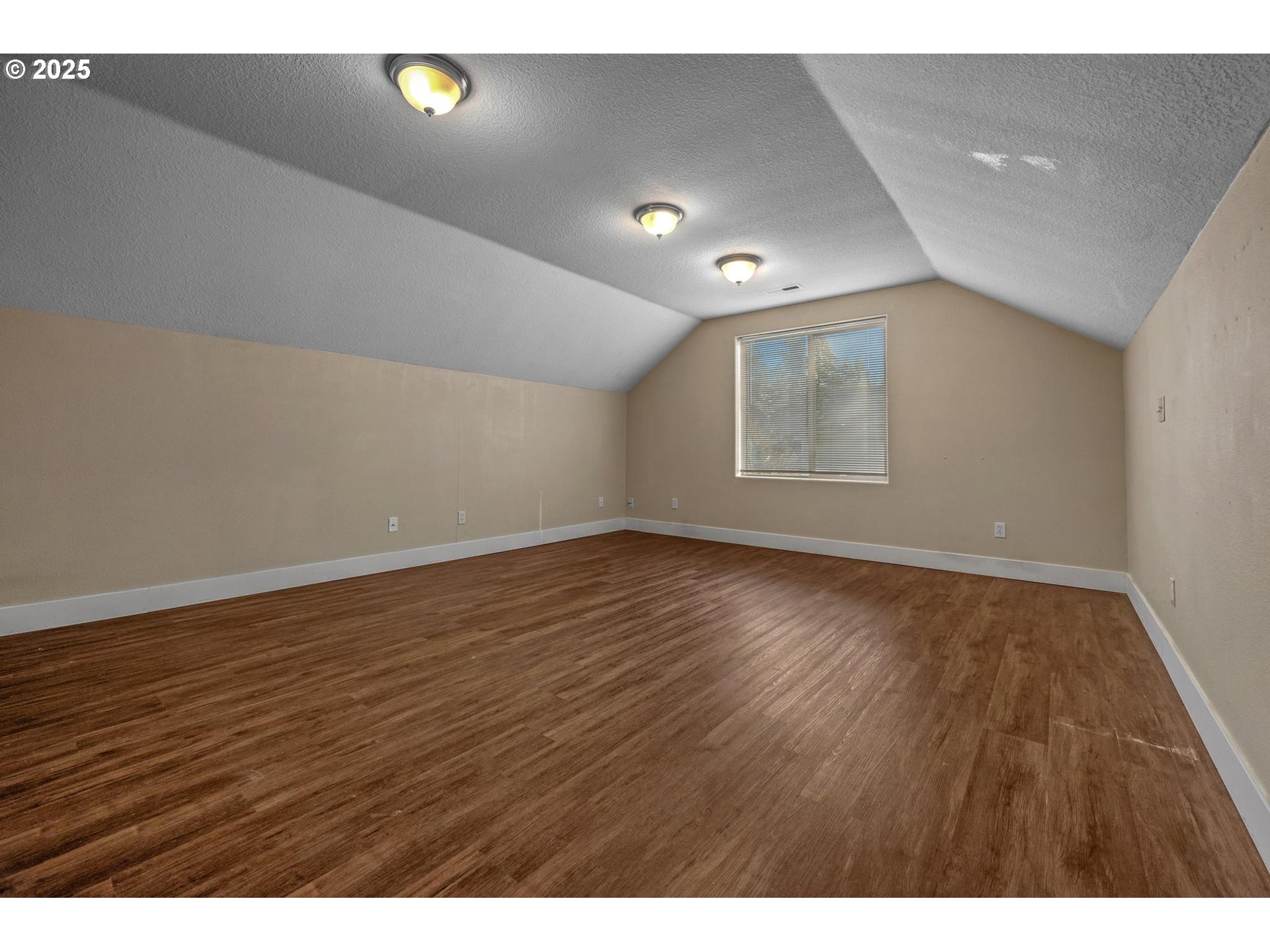 59533 DARCY ST, St. Helens