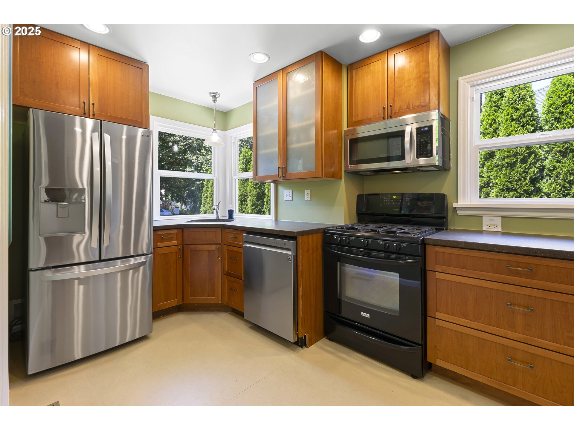 7936 N CHAUTAUQUA BLVD