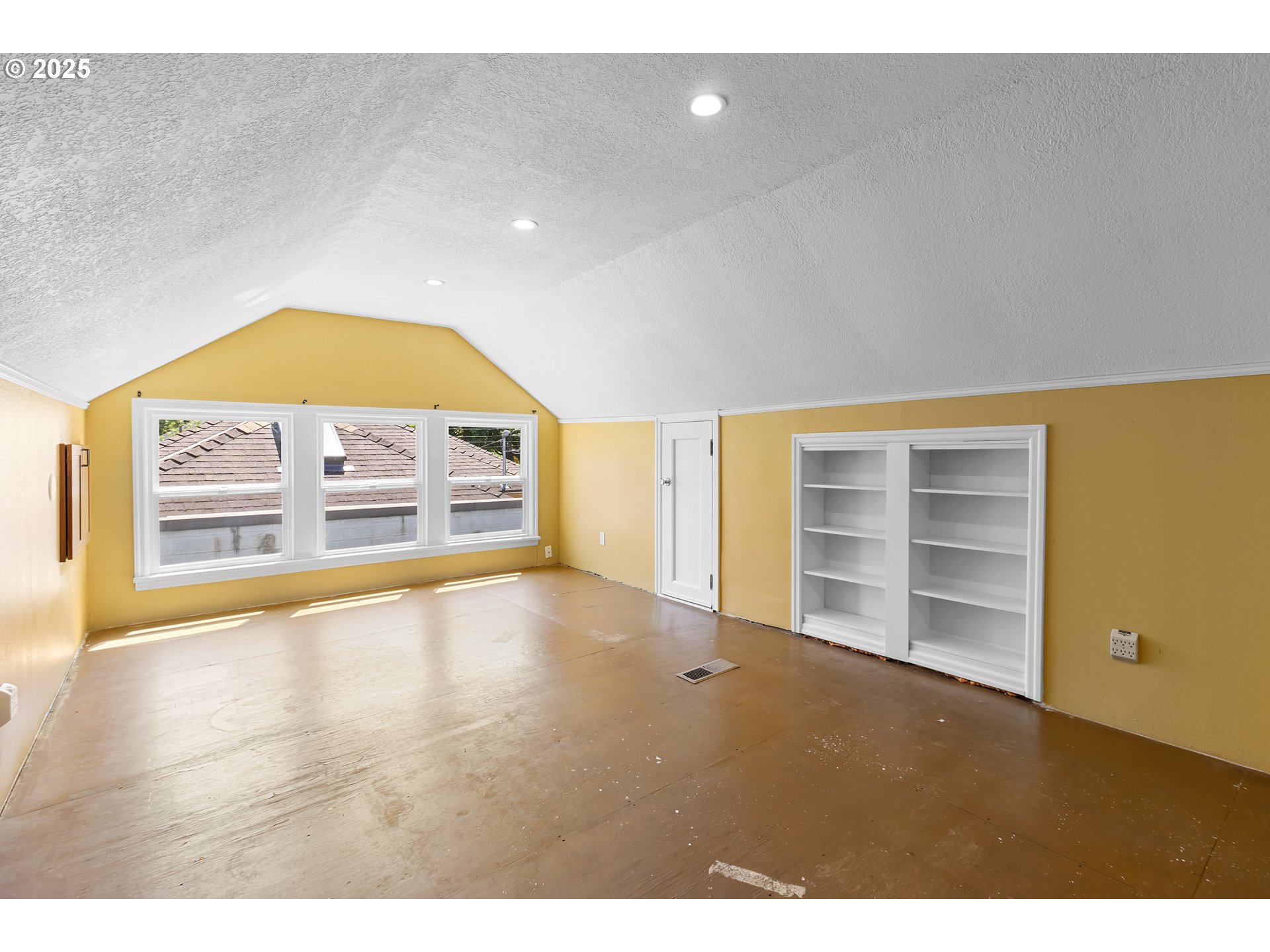 7936 N CHAUTAUQUA BLVD