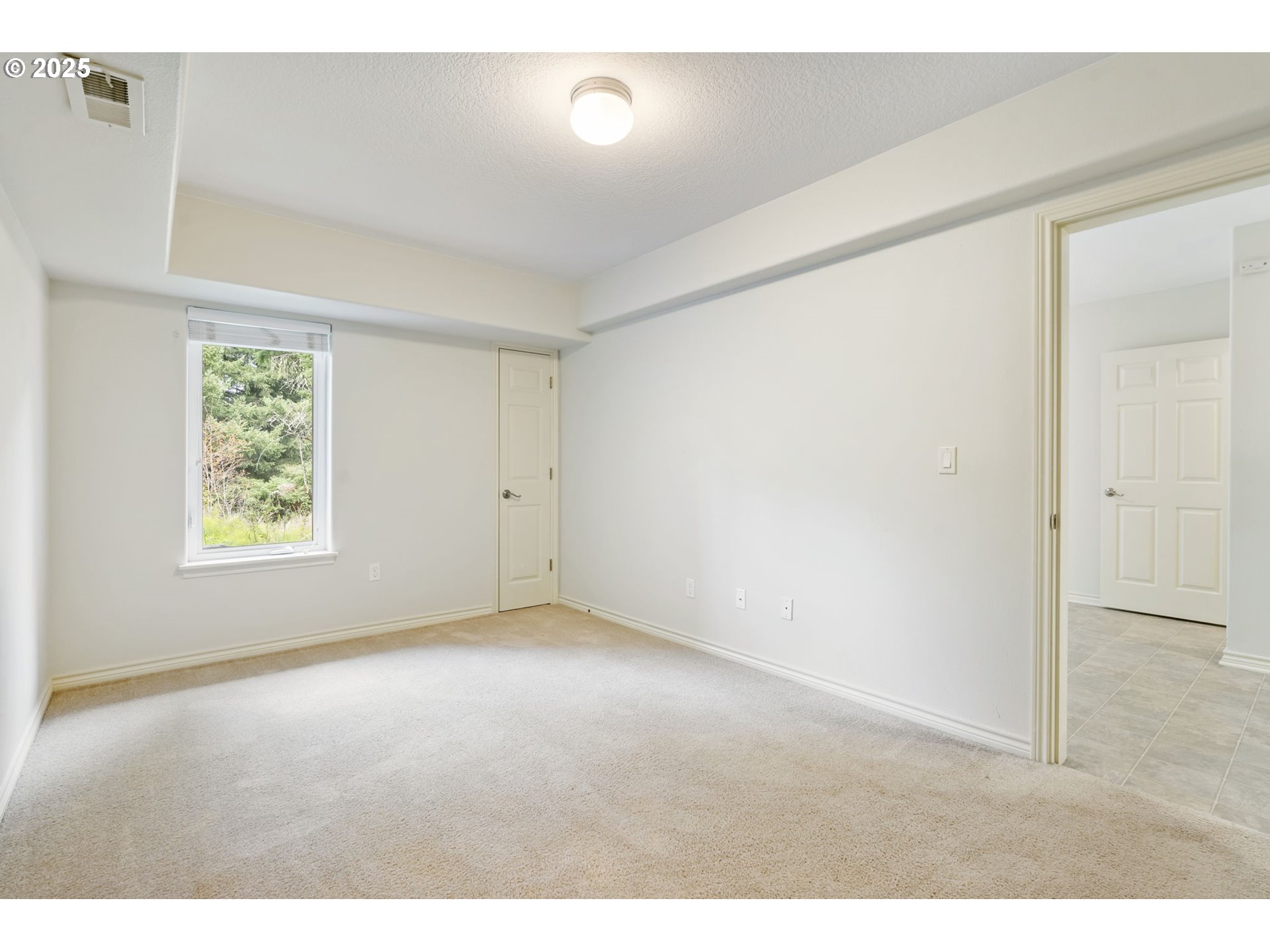 17703 SW HEATHERWOOD LN