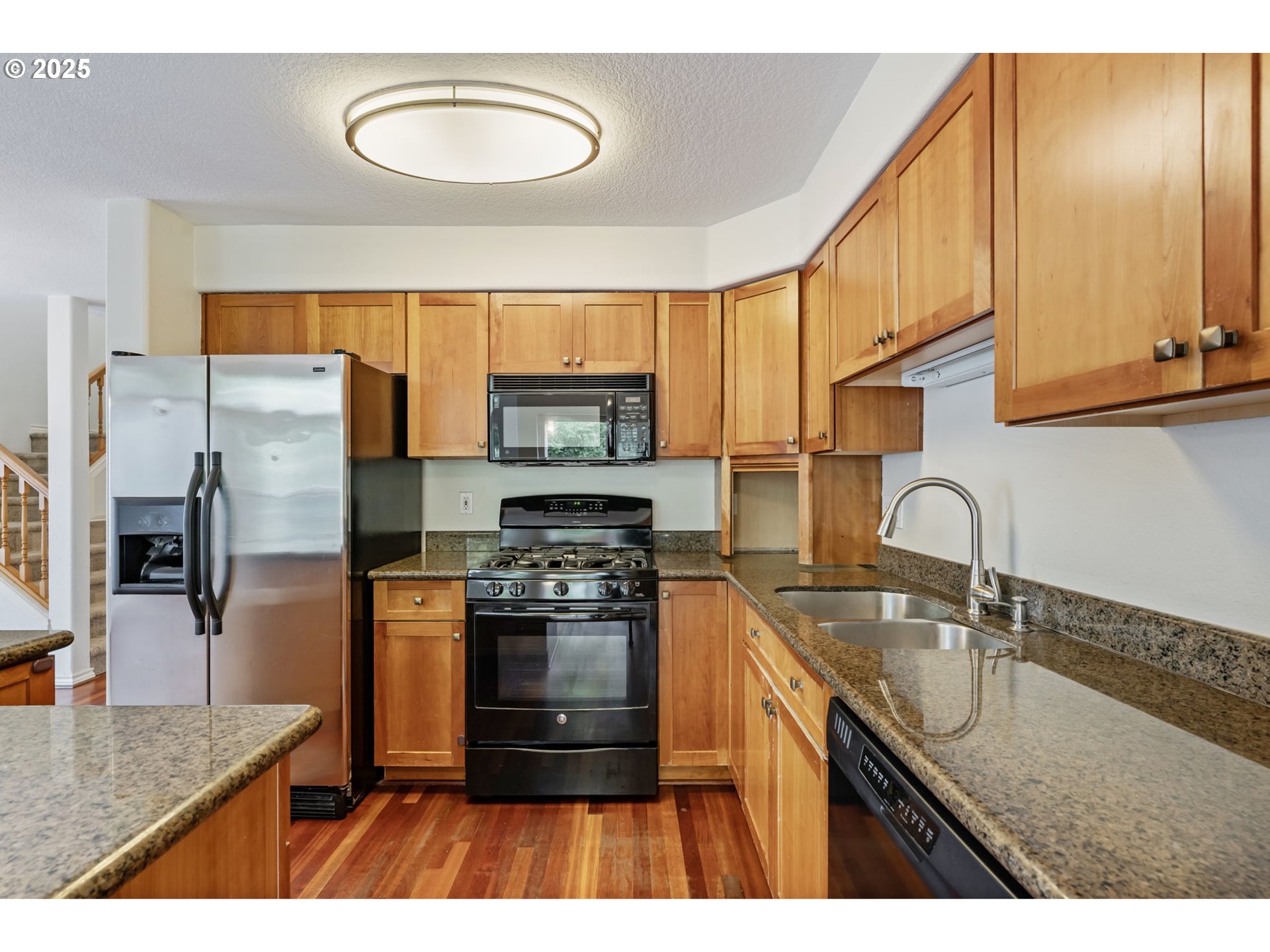 17703 SW HEATHERWOOD LN